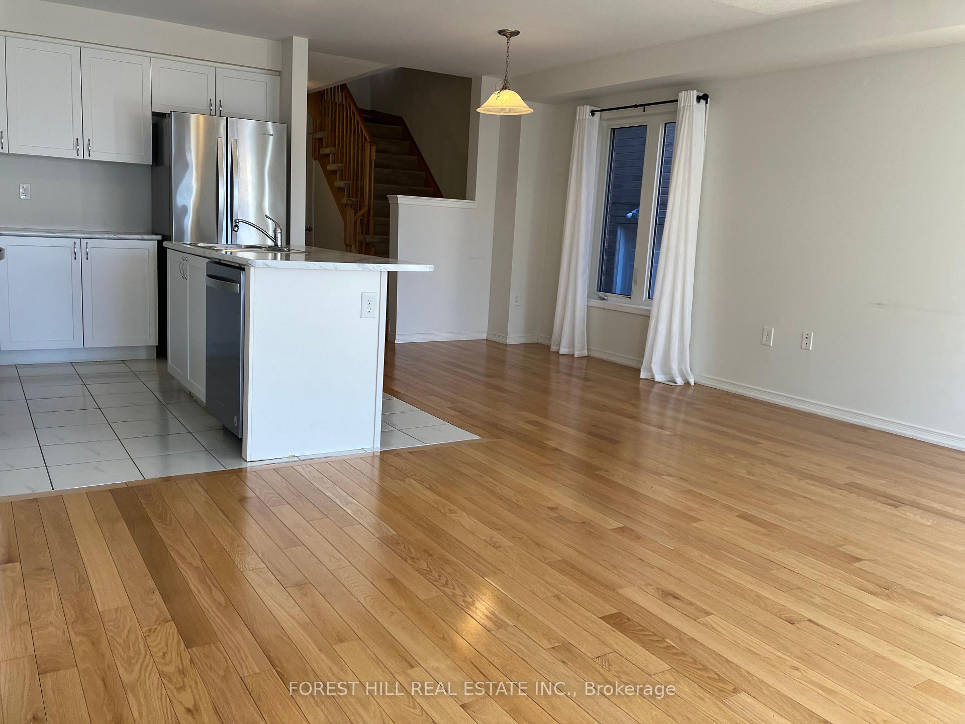 Photo 7 of 2448 Equestrian Crescent, Oshawa, Windfields — HOMEH