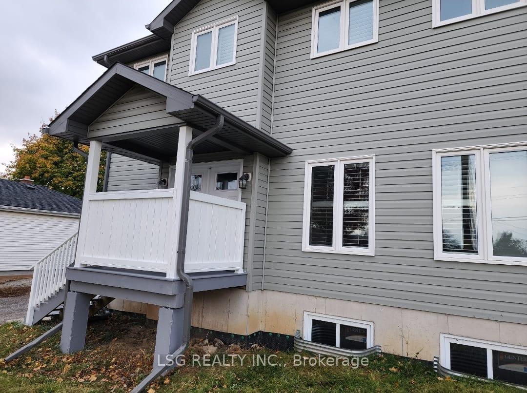 Photo 3 of Unit Basement, 412 Fennell Avenue E, Hamilton, Inch Park — HOMEH