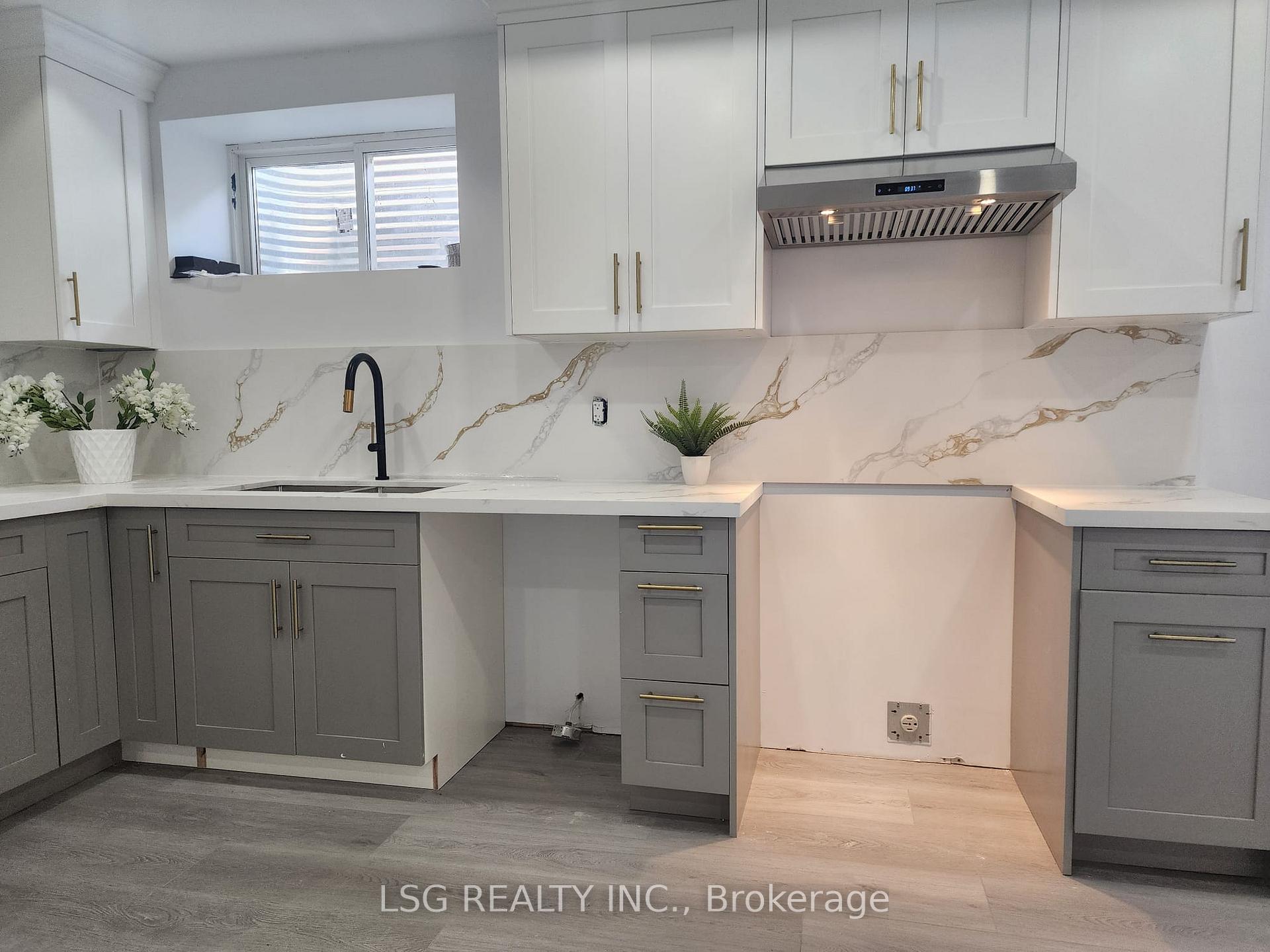Photo 4 of Unit Basement, 412 Fennell Avenue E, Hamilton, Inch Park — HOMEH