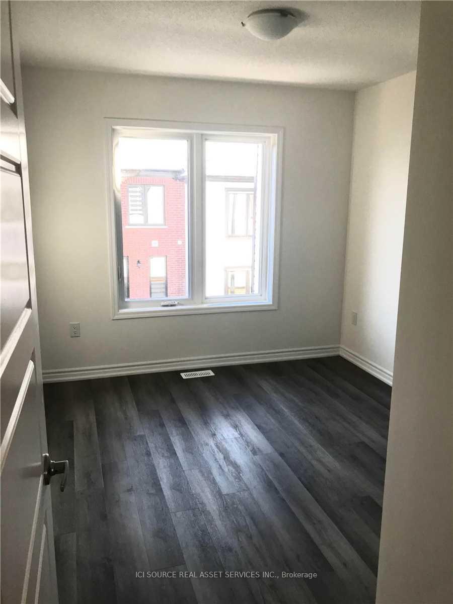 Photo 7 of Unit 22, 975 Whitlock Avenue, Milton, Cobban — HOMEH