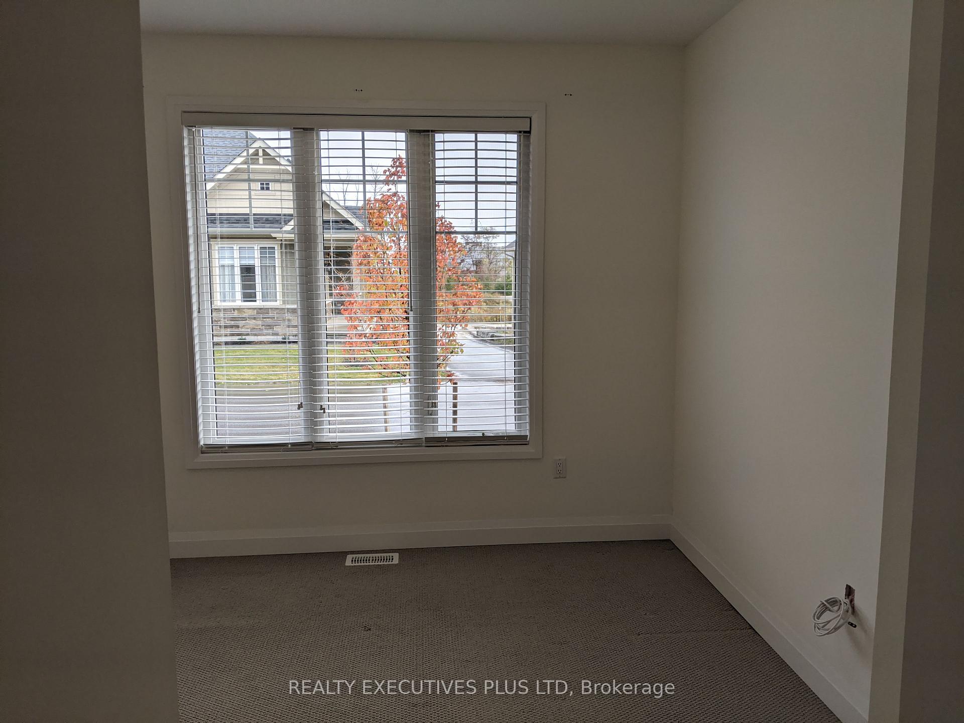 Photo 15 of 77 Kari Crescent, Collingwood — HOMEH