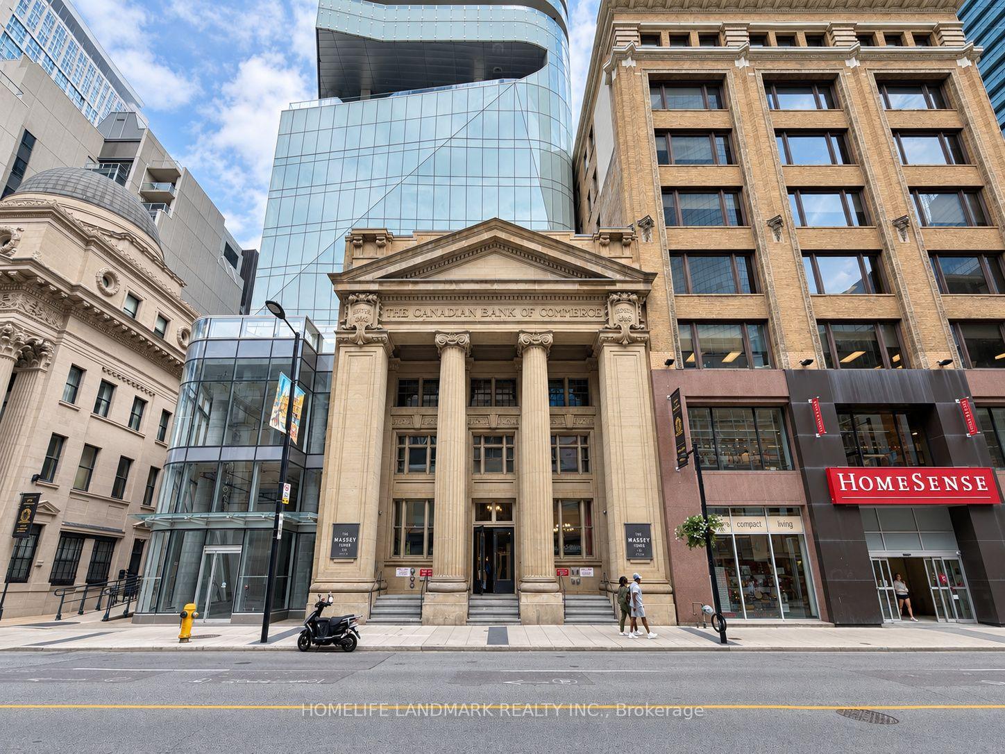 Photo 2 of Unit 4213, 197 Yonge Street, Toronto, Church-Yonge Corridor — HOMEH