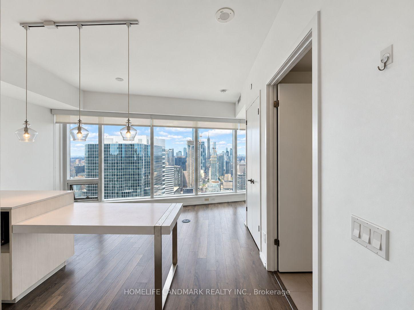 Photo 6 of Unit 4213, 197 Yonge Street, Toronto, Church-Yonge Corridor — HOMEH
