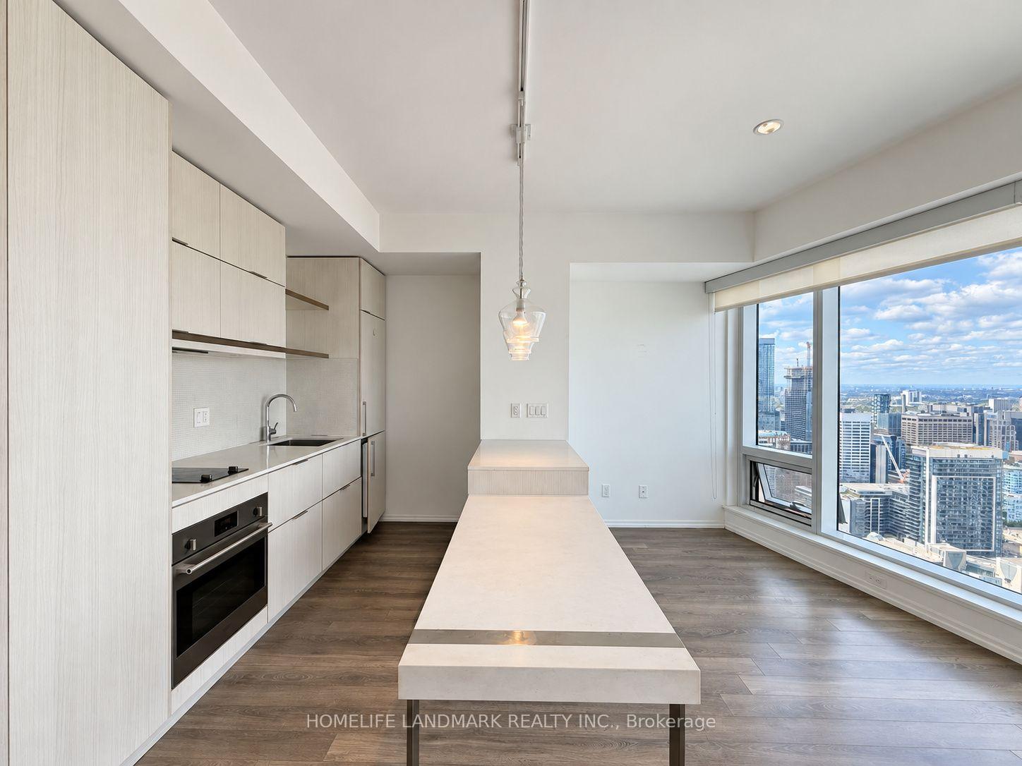 Photo 7 of Unit 4213, 197 Yonge Street, Toronto, Church-Yonge Corridor — HOMEH
