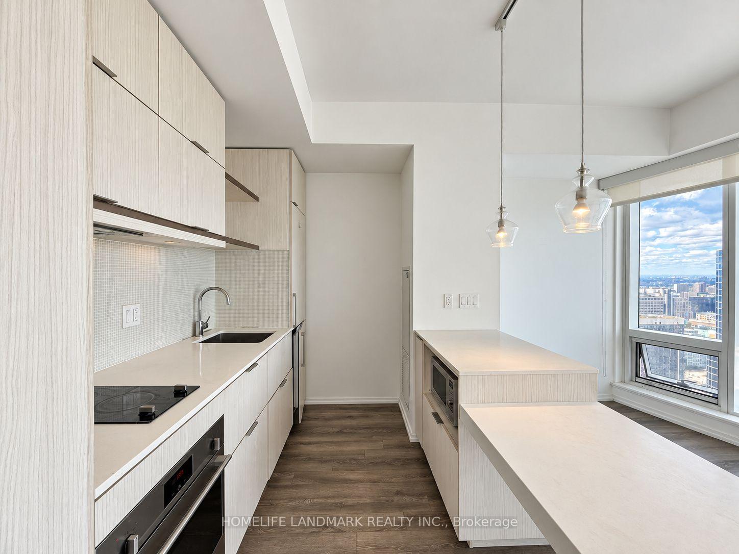 Photo 8 of Unit 4213, 197 Yonge Street, Toronto, Church-Yonge Corridor — HOMEH
