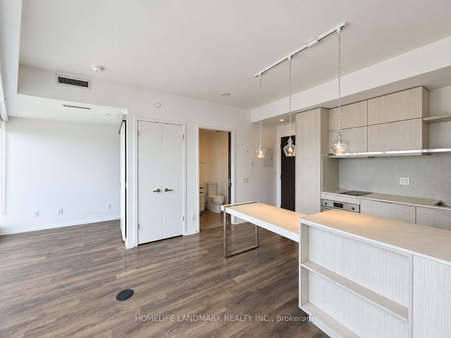 Photo 10 of Unit 4213, 197 Yonge Street, Toronto, Church-Yonge Corridor — HOMEH
