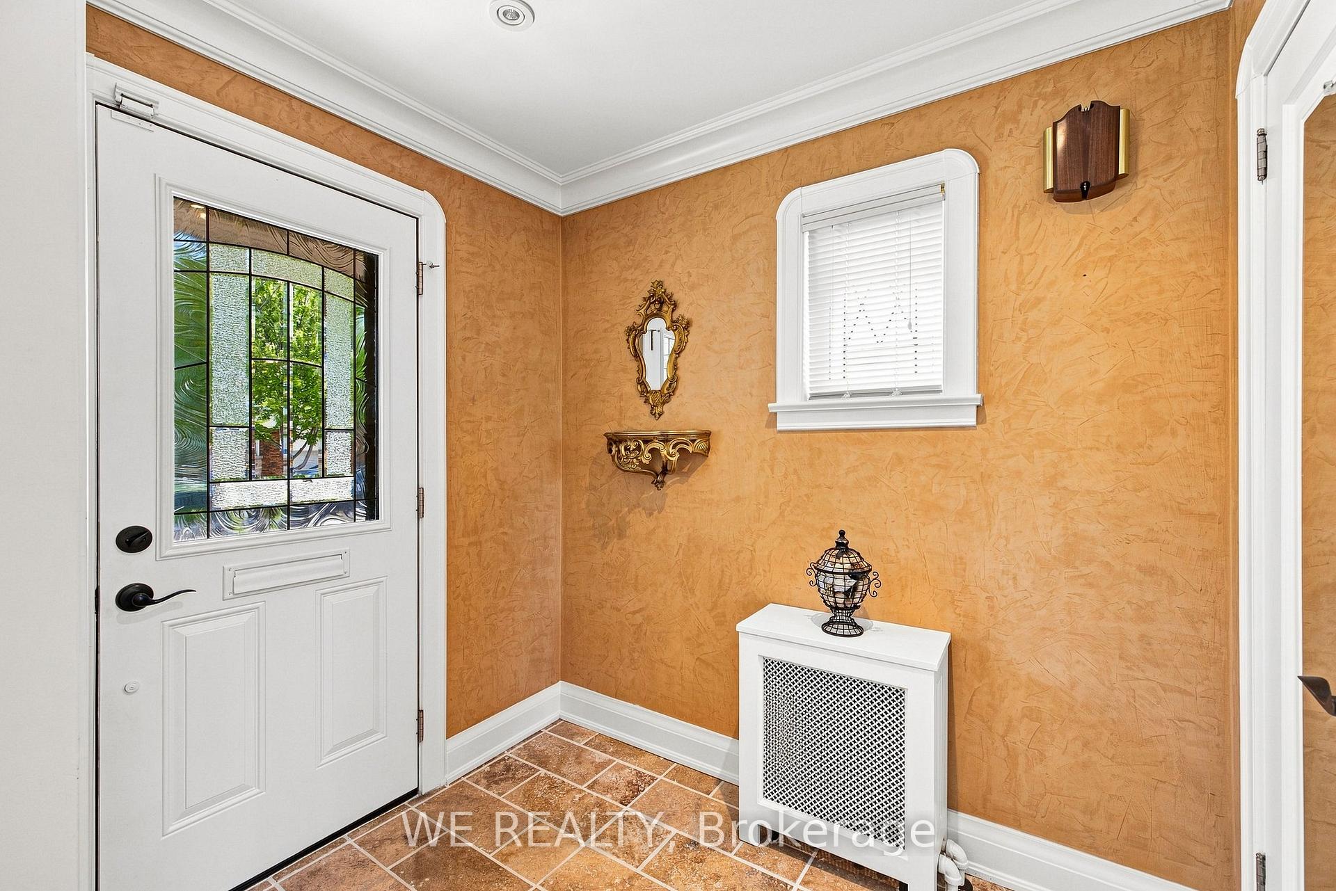 Photo 6 of 12 Fairside Avenue, Toronto, Danforth Village-East York — HOMEH