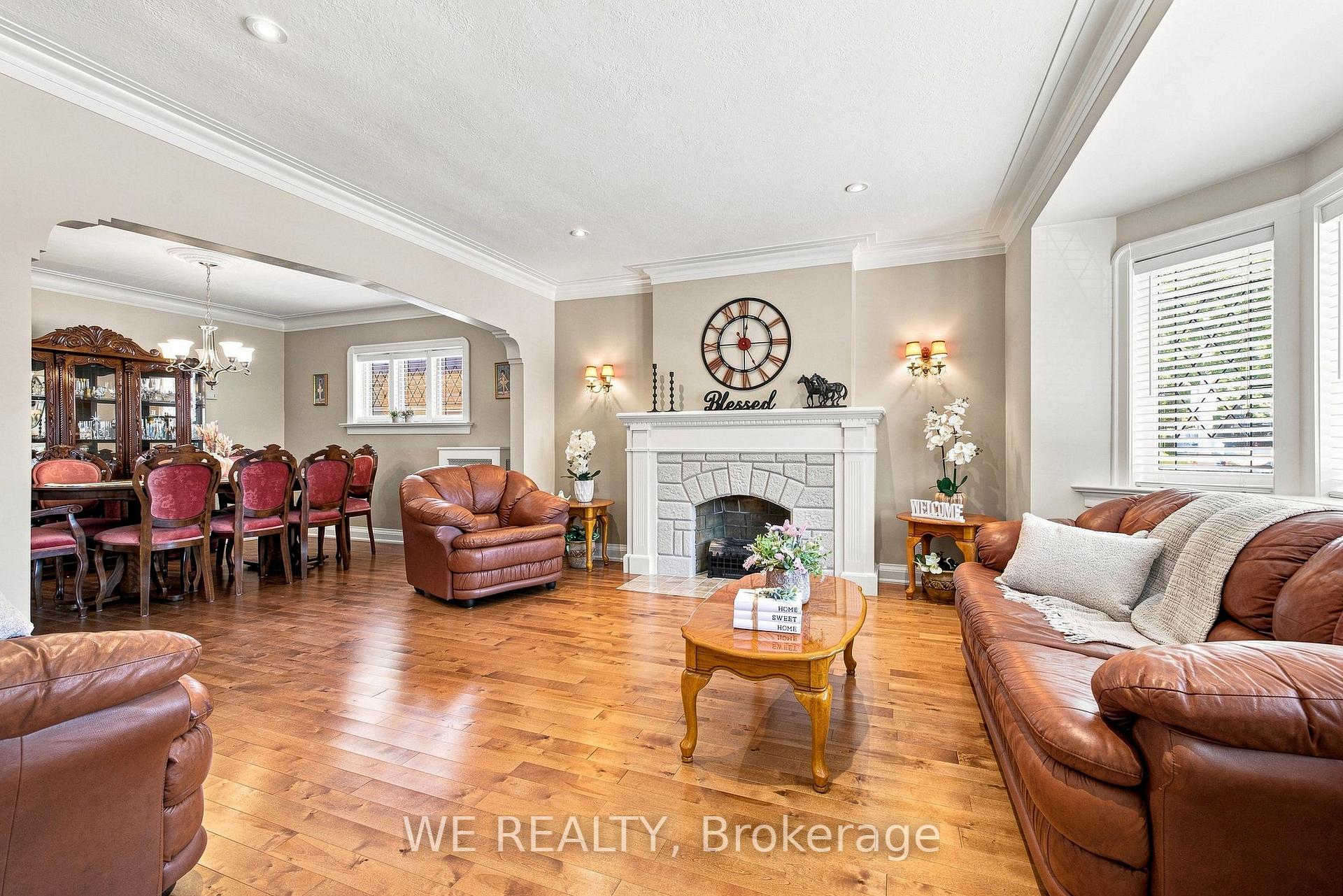 Photo 8 of 12 Fairside Avenue, Toronto, Danforth Village-East York — HOMEH