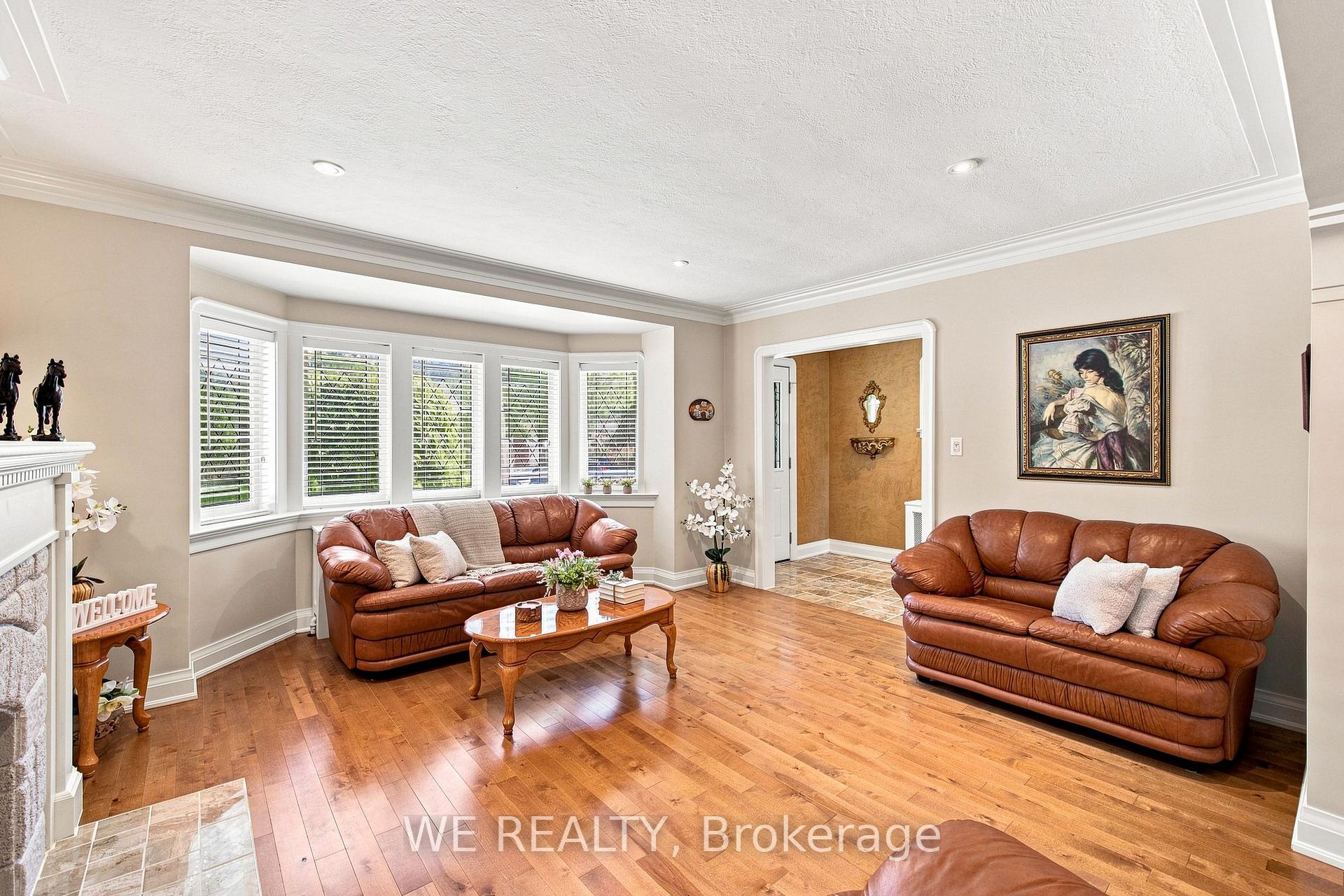 Photo 9 of 12 Fairside Avenue, Toronto, Danforth Village-East York — HOMEH