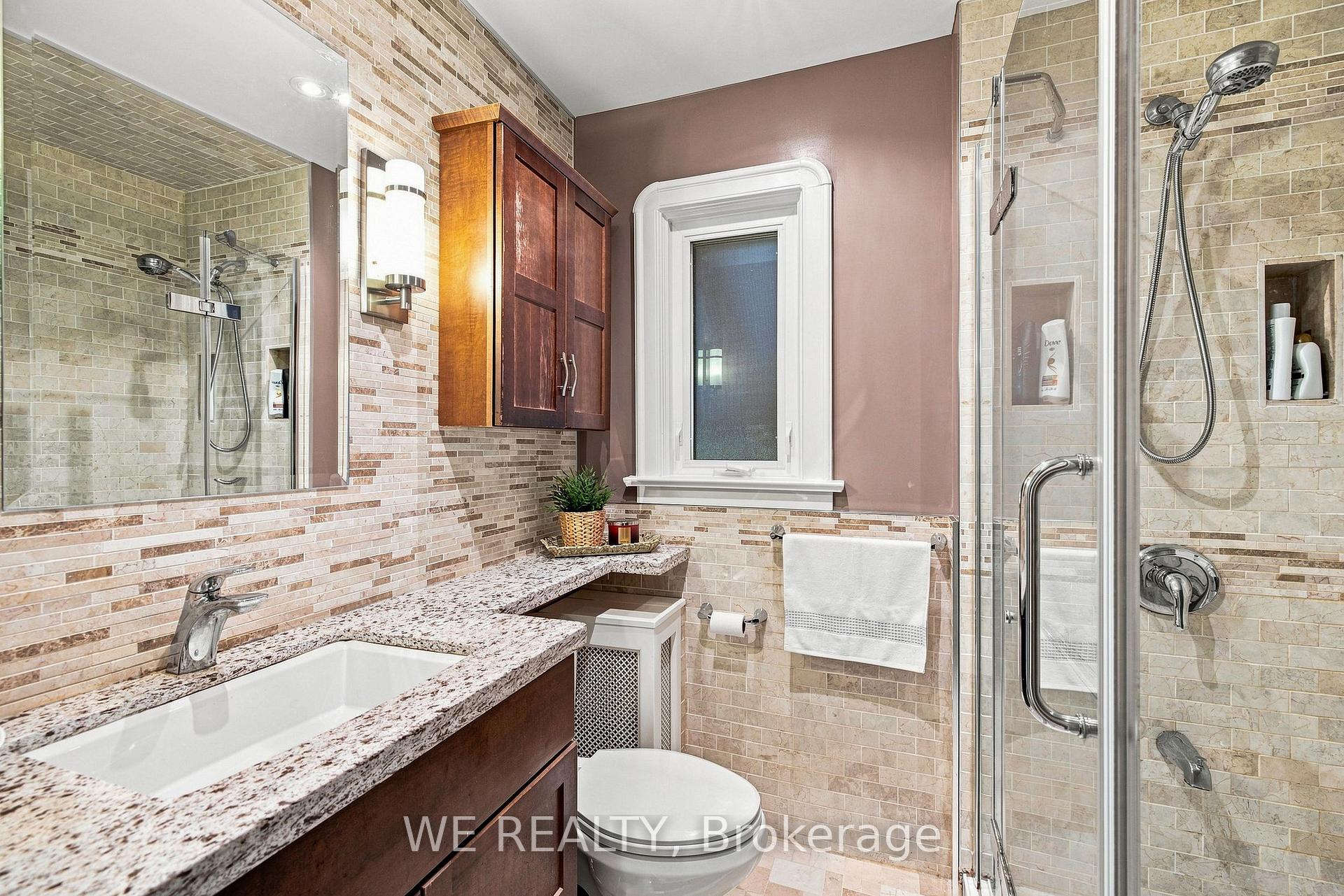 Photo 19 of 12 Fairside Avenue, Toronto, Danforth Village-East York — HOMEH