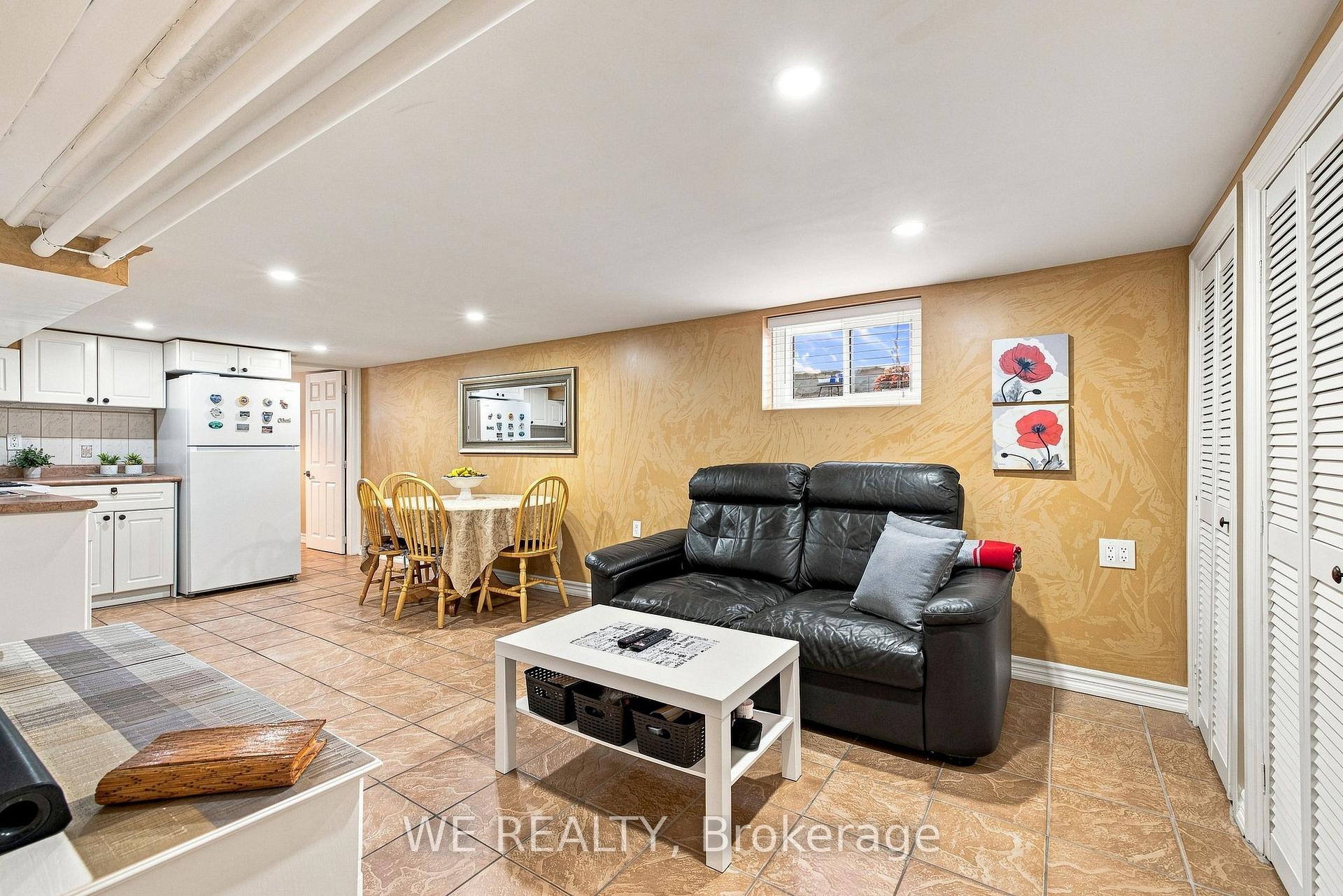 Photo 23 of 12 Fairside Avenue, Toronto, Danforth Village-East York — HOMEH