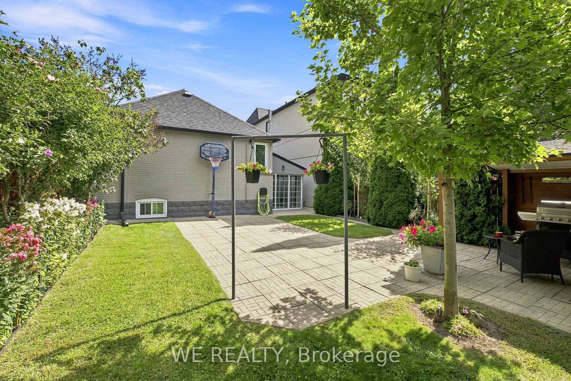 Photo 47 of 12 Fairside Avenue, Toronto, Danforth Village-East York — HOMEH
