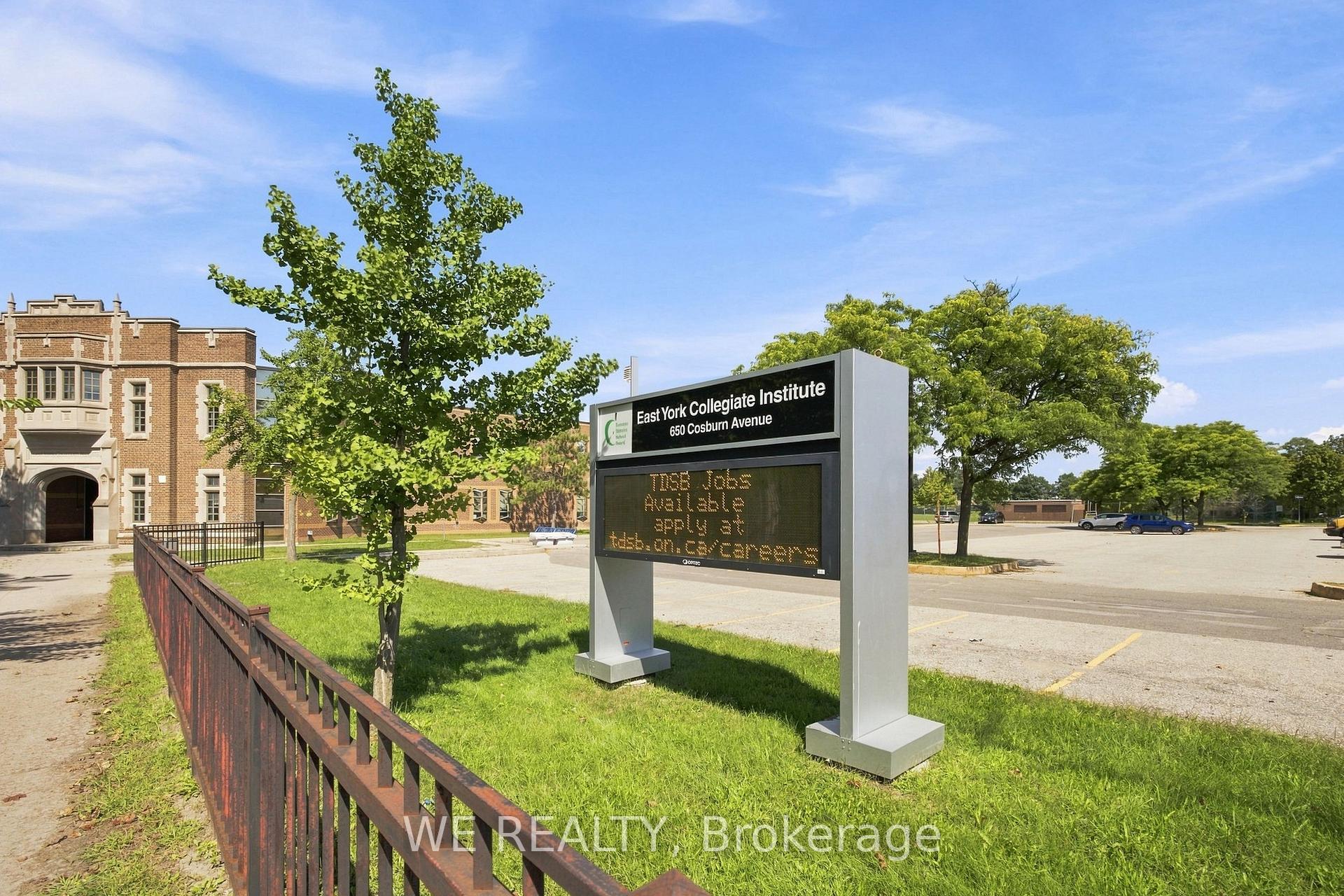 Photo 62 of 12 Fairside Avenue, Toronto, Danforth Village-East York — HOMEH