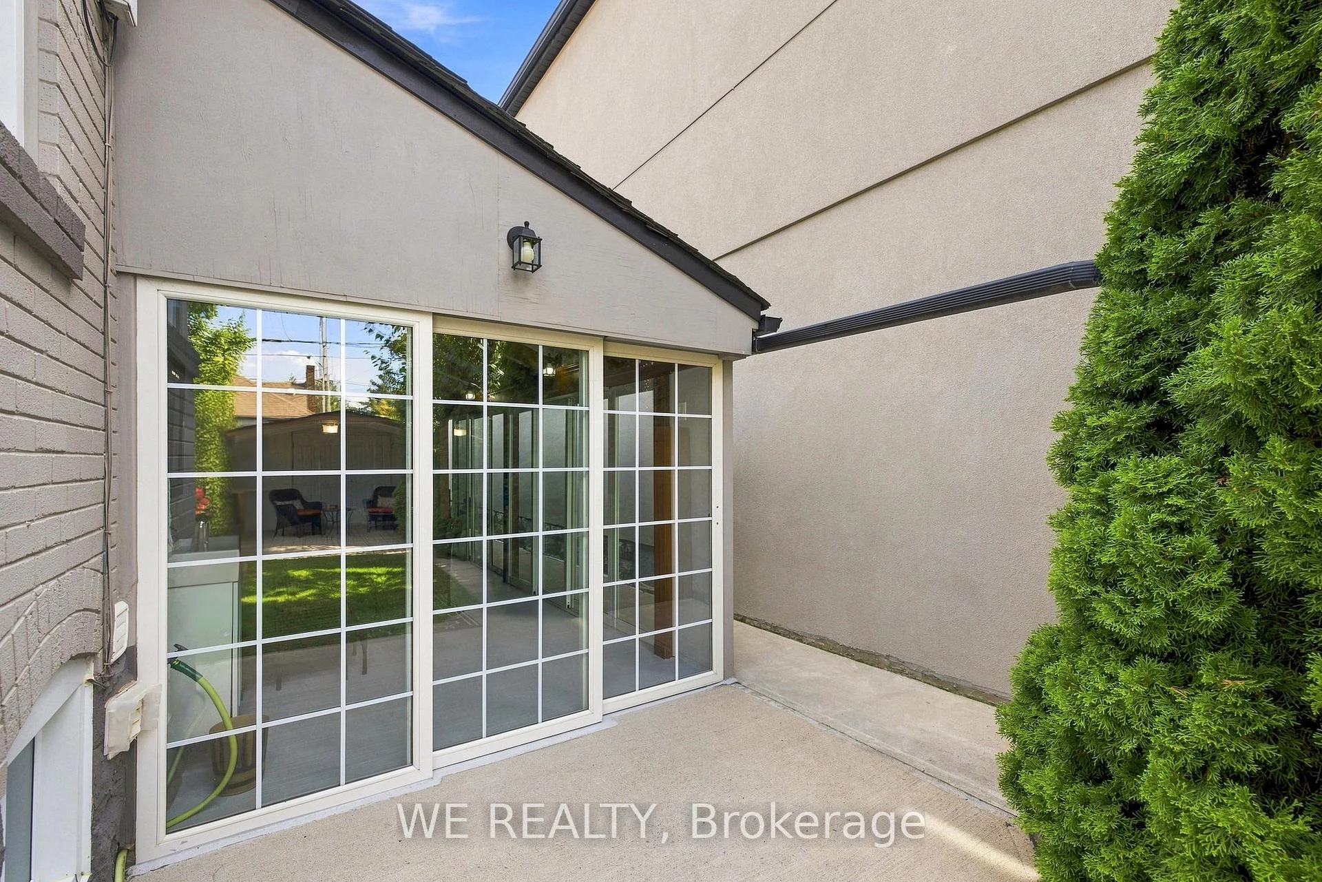 Photo 57 of 12 Fairside Avenue, Toronto, Danforth Village-East York — HOMEH