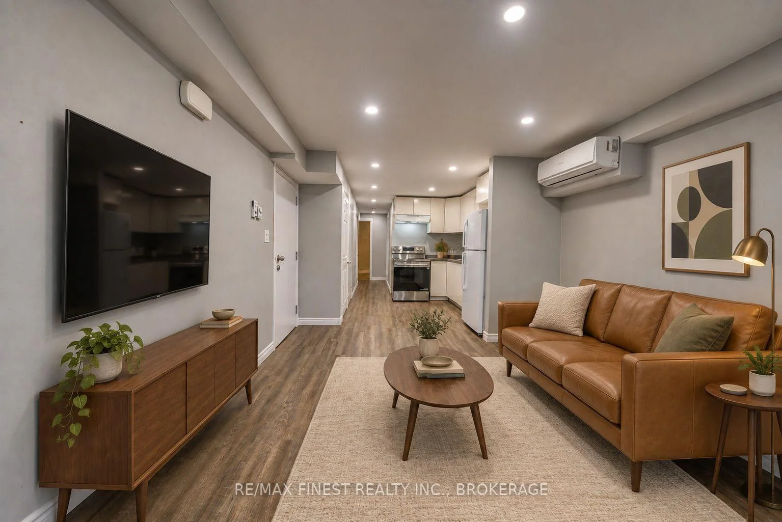Photo 25 of 941 Warburton Crescent, Kingston, East Gardiners Rd — HOMEH