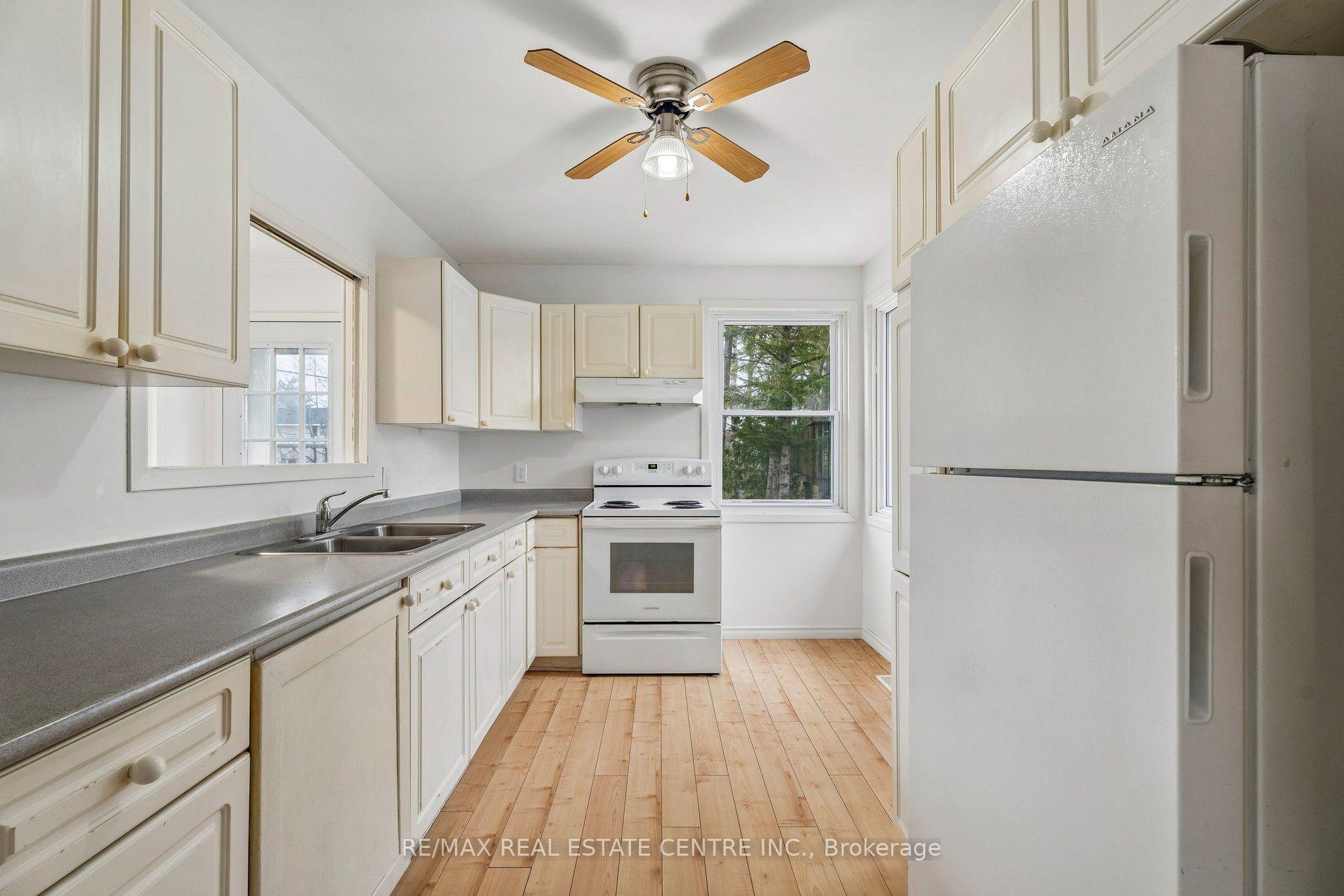 Photo 28 of 449 Mosley Street, Wasaga Beach — HOMEH