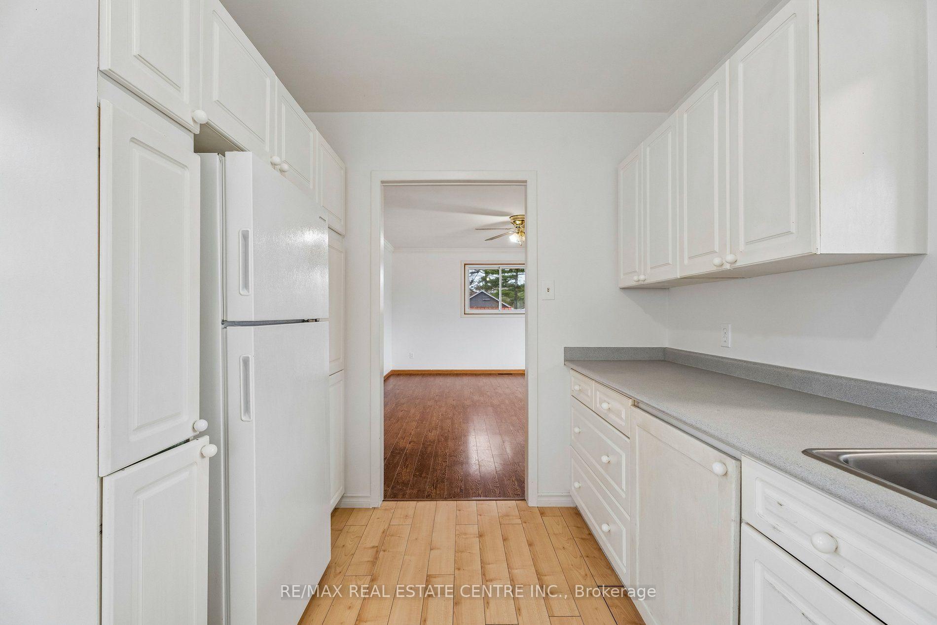 Photo 36 of 449 Mosley Street, Wasaga Beach — HOMEH
