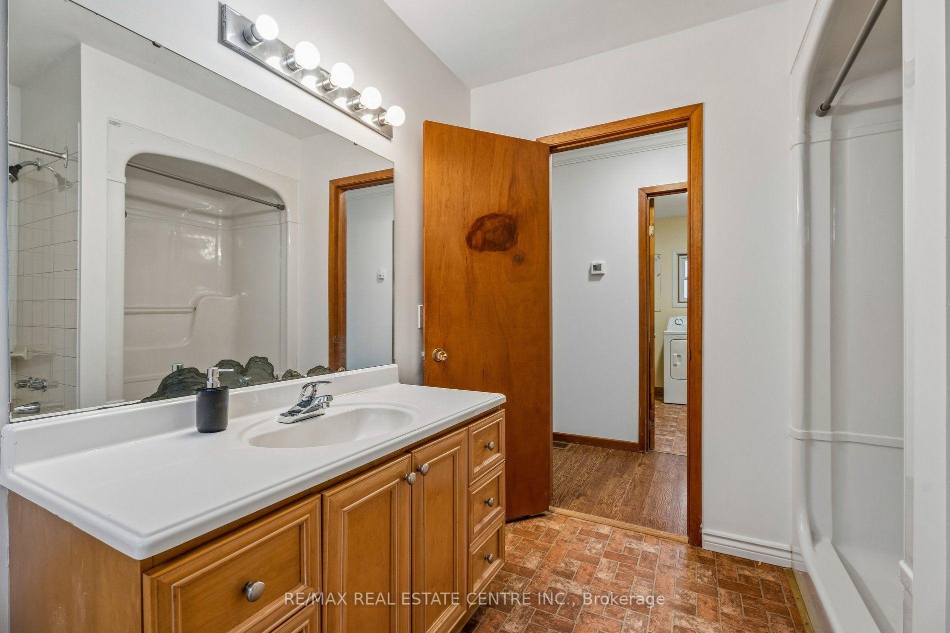 Photo 42 of 449 Mosley Street, Wasaga Beach — HOMEH