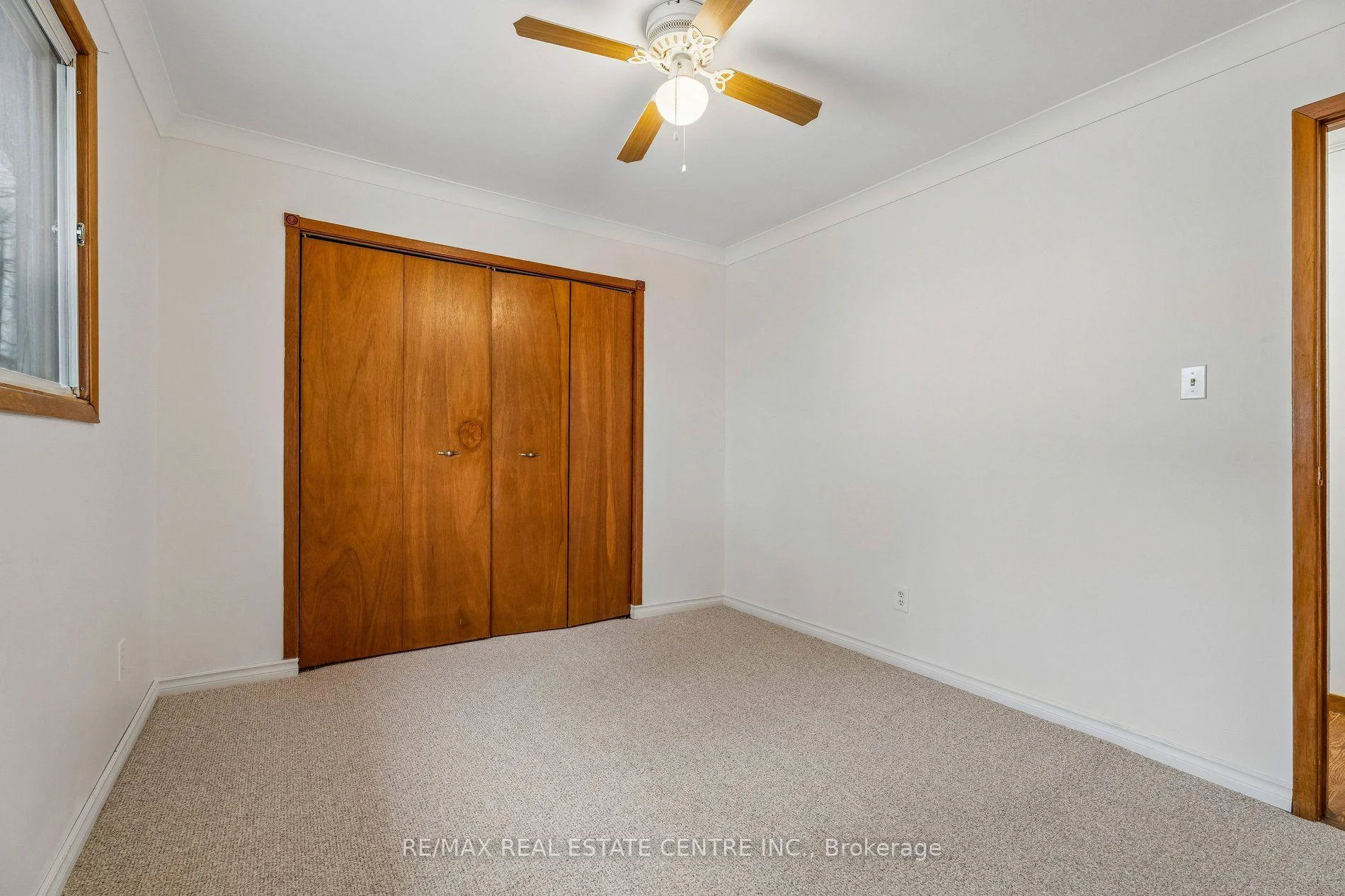 Photo 57 of 449 Mosley Street, Wasaga Beach — HOMEH