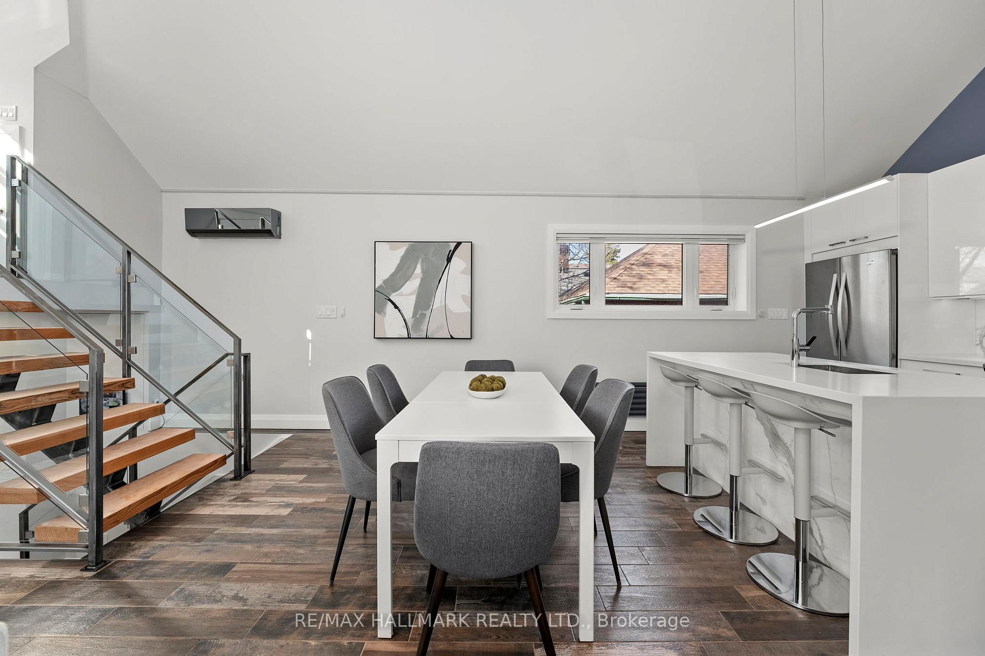 Photo 3 of 272 King Edward Avenue, Toronto, Woodbine-Lumsden — HOMEH