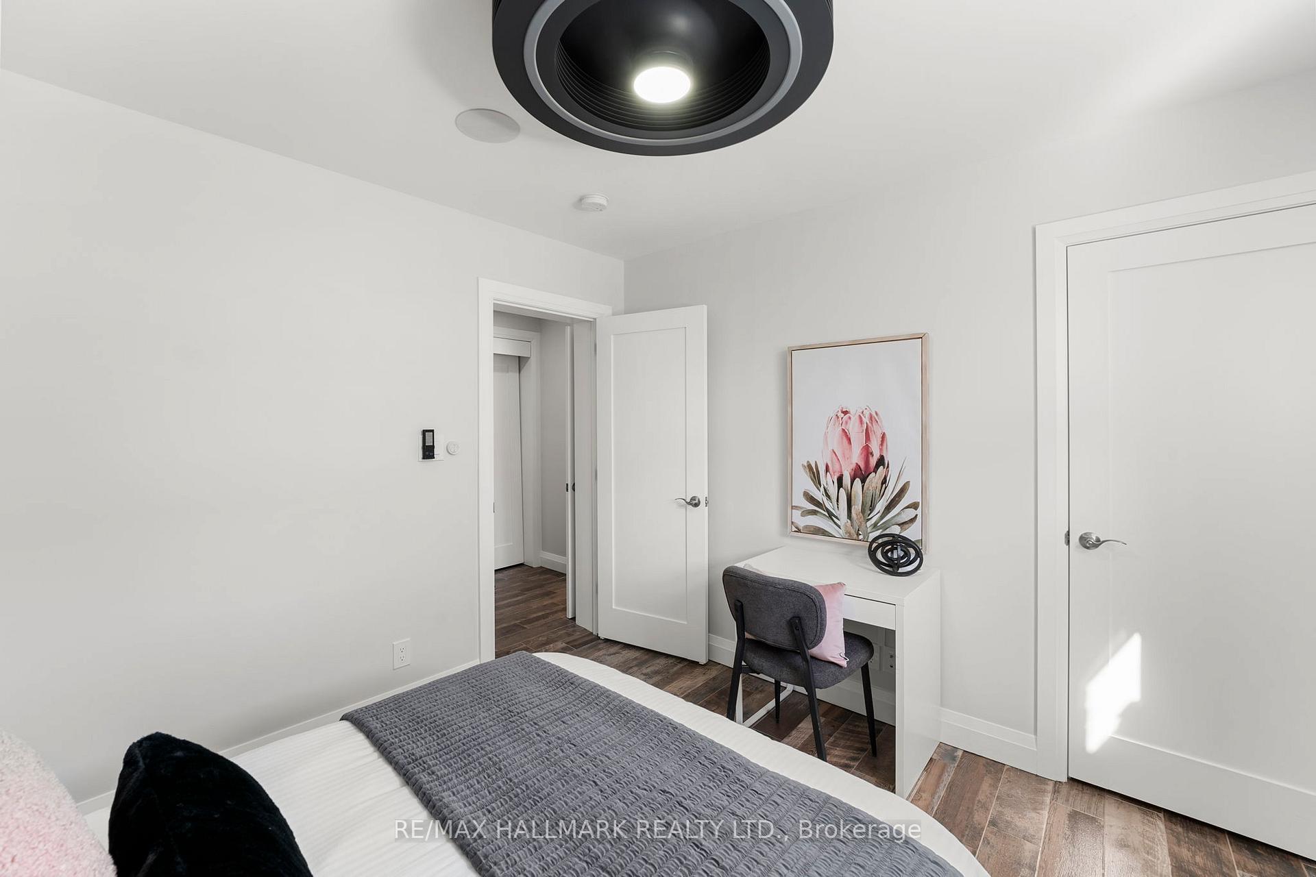 Photo 16 of 272 King Edward Avenue, Toronto, Woodbine-Lumsden — HOMEH