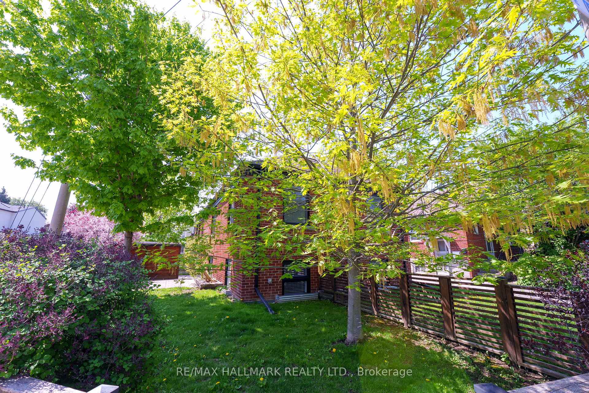 Photo 24 of 272 King Edward Avenue, Toronto, Woodbine-Lumsden — HOMEH