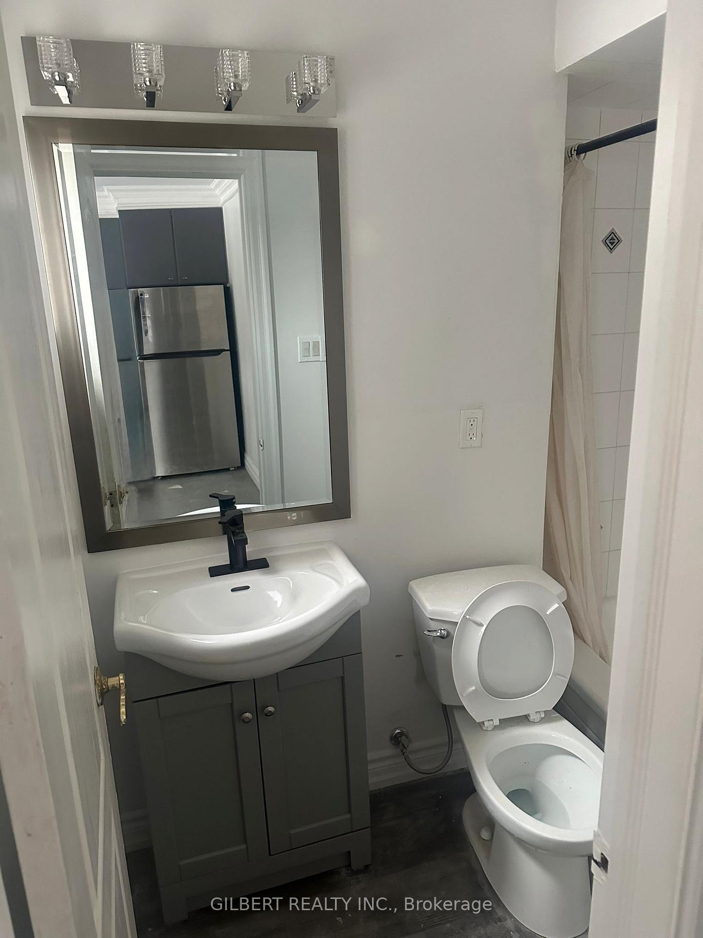 Photo 12 of 405 Westmount Avenue, Toronto, Oakwood Village — HOMEH