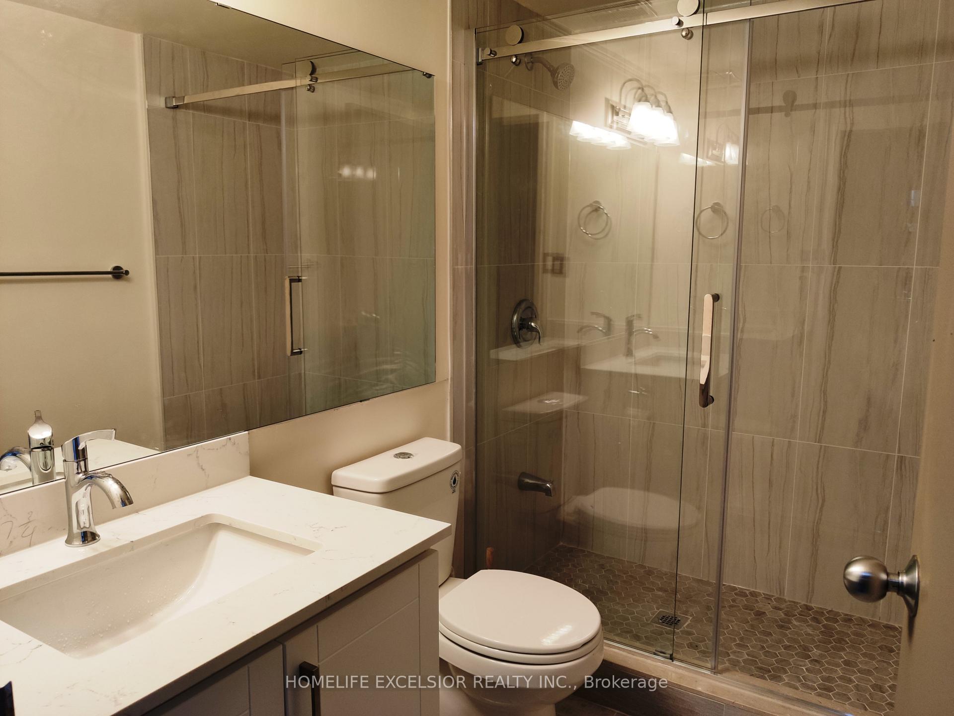 Photo 9 of Unit 3227, 33 Harbour Square, Toronto, Waterfront Communities — HOMEH