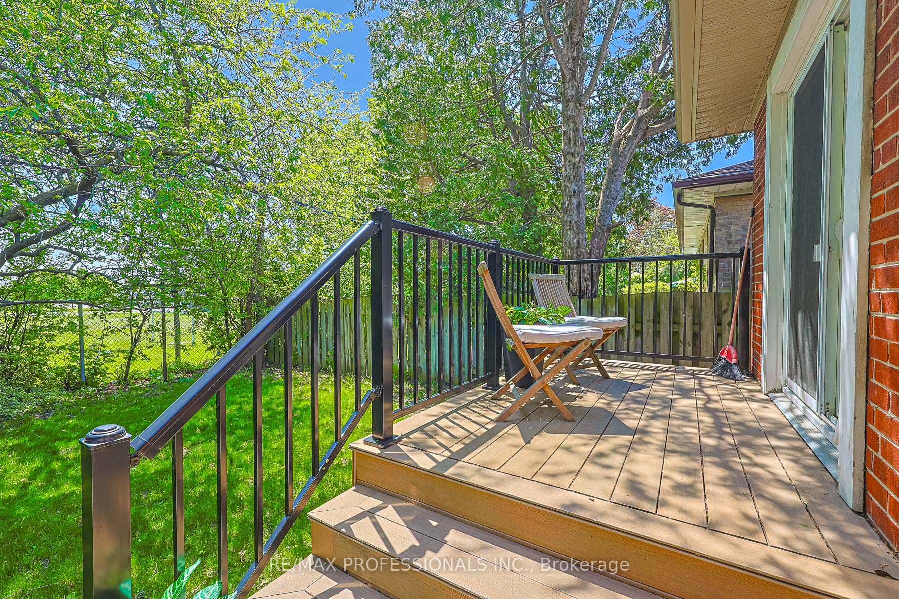 Photo 45 of 39 Sealcove Drive, Etobicoke, Etobicoke West Mall — HOMEH