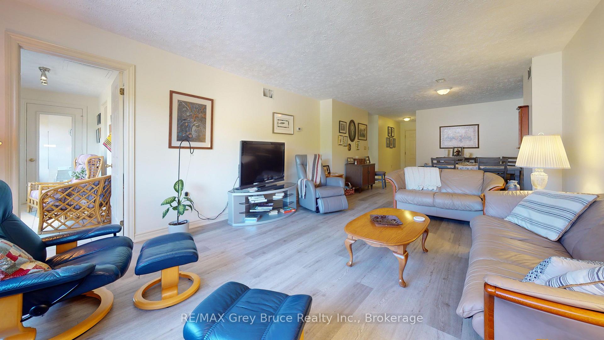 Photo 9 of Unit 310, 2555 3rd Avenue W, Owen Sound — HOMEH