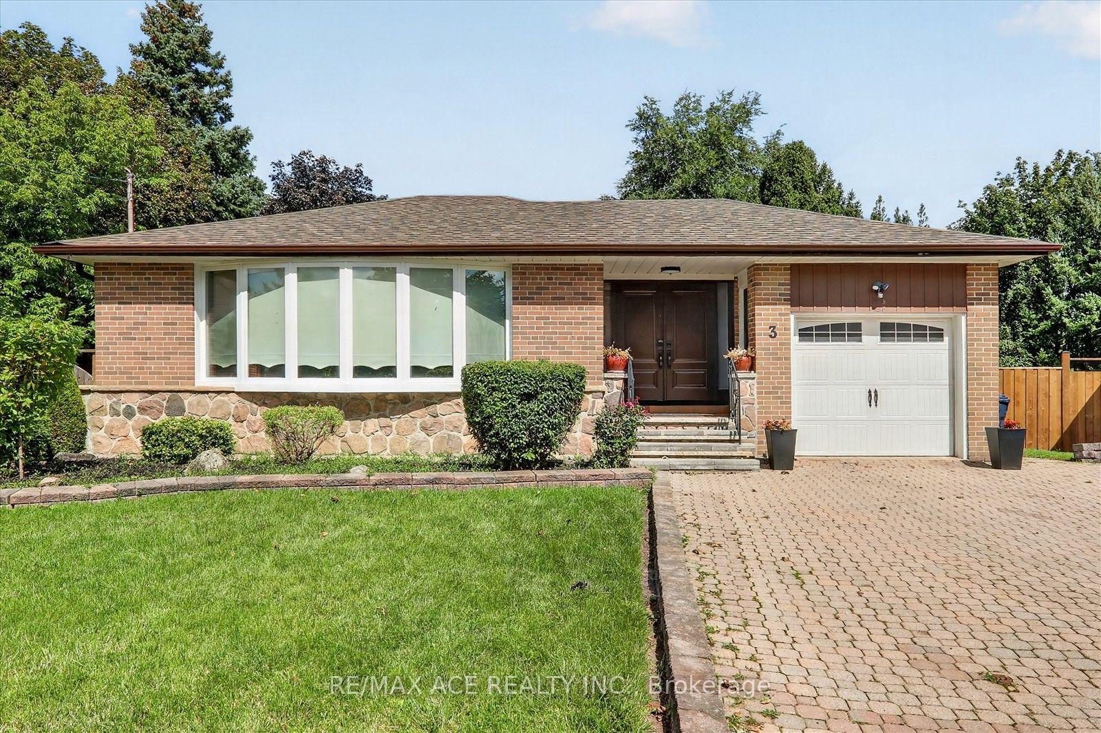 Photo 1 of 3 Pipestone Place, Etobicoke, Elms-Old Rexdale — HOMEH