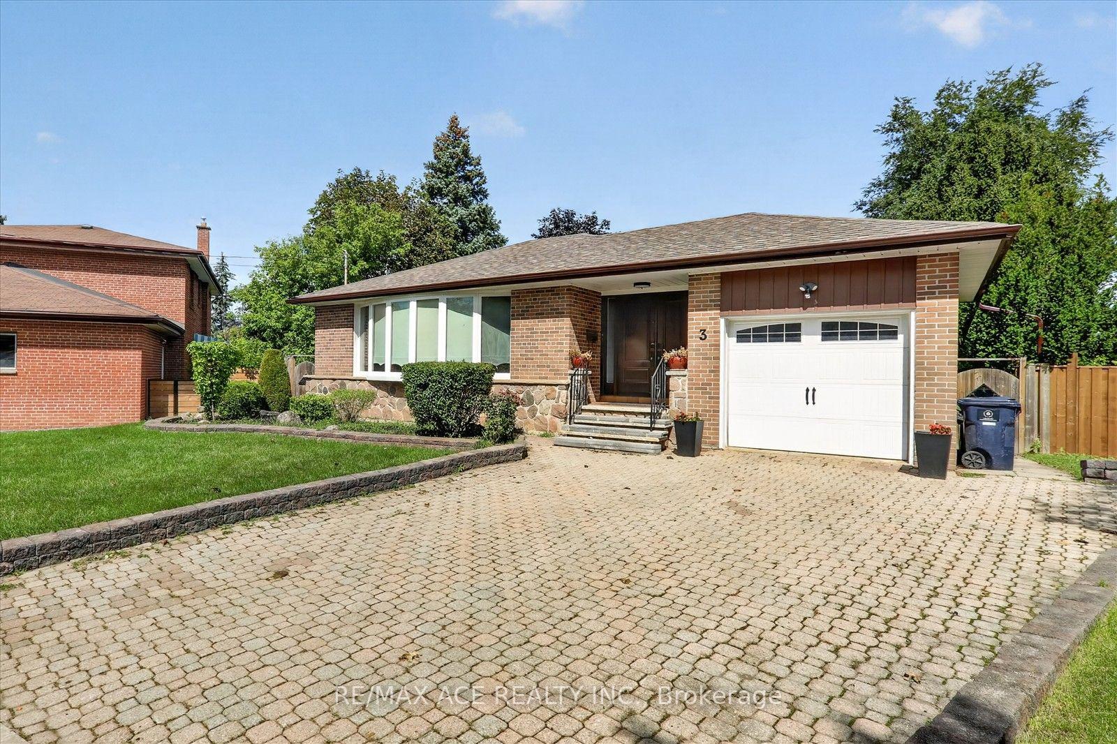 Photo 5 of 3 Pipestone Place, Etobicoke, Elms-Old Rexdale — HOMEH