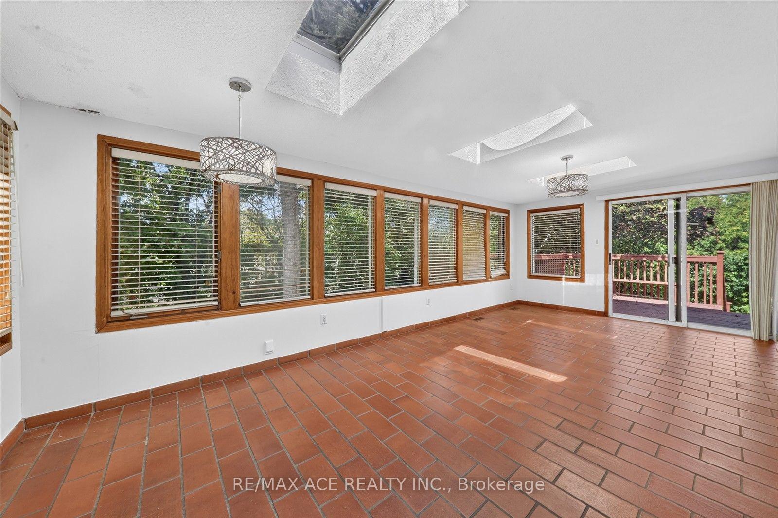 Photo 23 of 3 Pipestone Place, Etobicoke, Elms-Old Rexdale — HOMEH