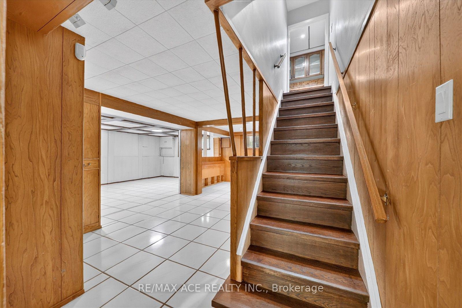 Photo 26 of 3 Pipestone Place, Etobicoke, Elms-Old Rexdale — HOMEH