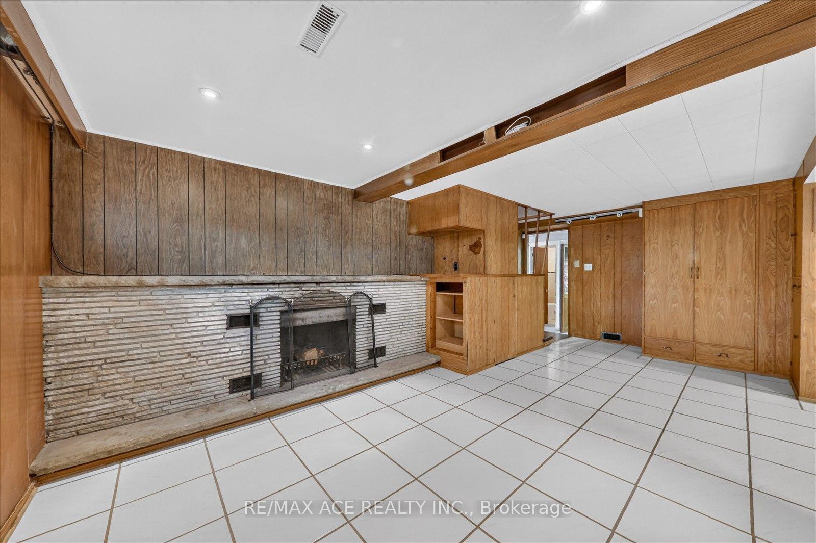 Photo 28 of 3 Pipestone Place, Etobicoke, Elms-Old Rexdale — HOMEH