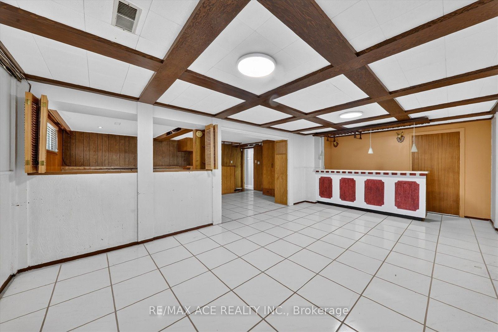 Photo 31 of 3 Pipestone Place, Etobicoke, Elms-Old Rexdale — HOMEH