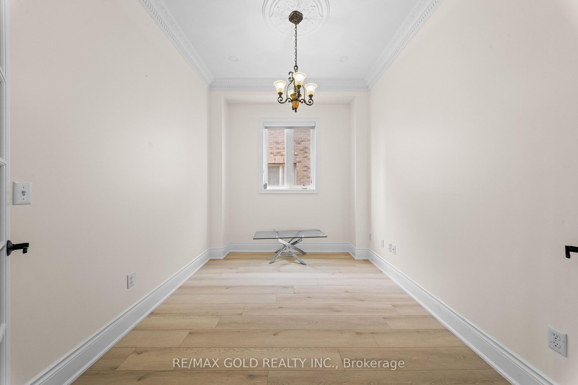 Photo 14 of 155 Bellchase Trail, Brampton, Bram East — HOMEH