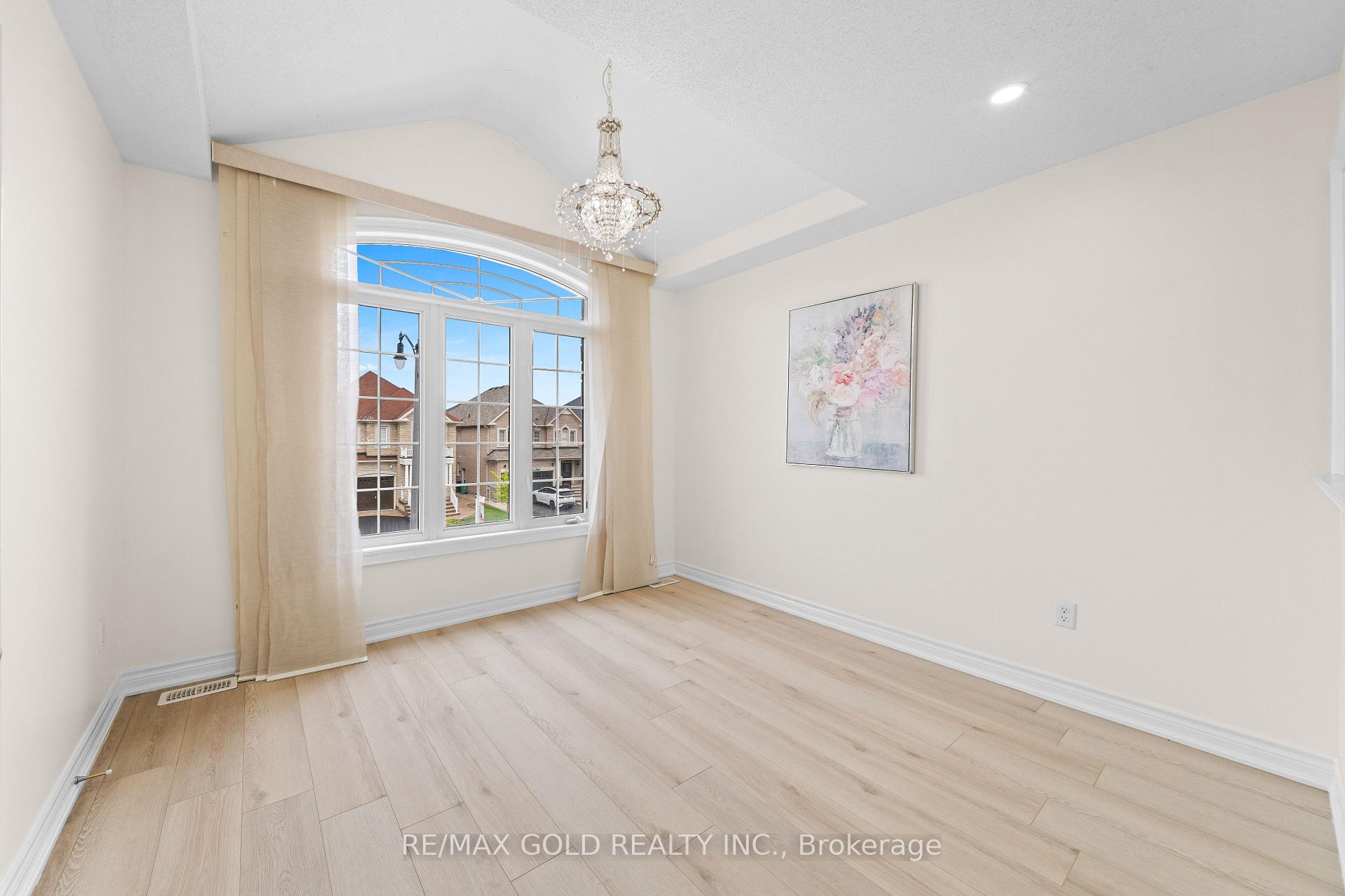 Photo 30 of 155 Bellchase Trail, Brampton, Bram East — HOMEH