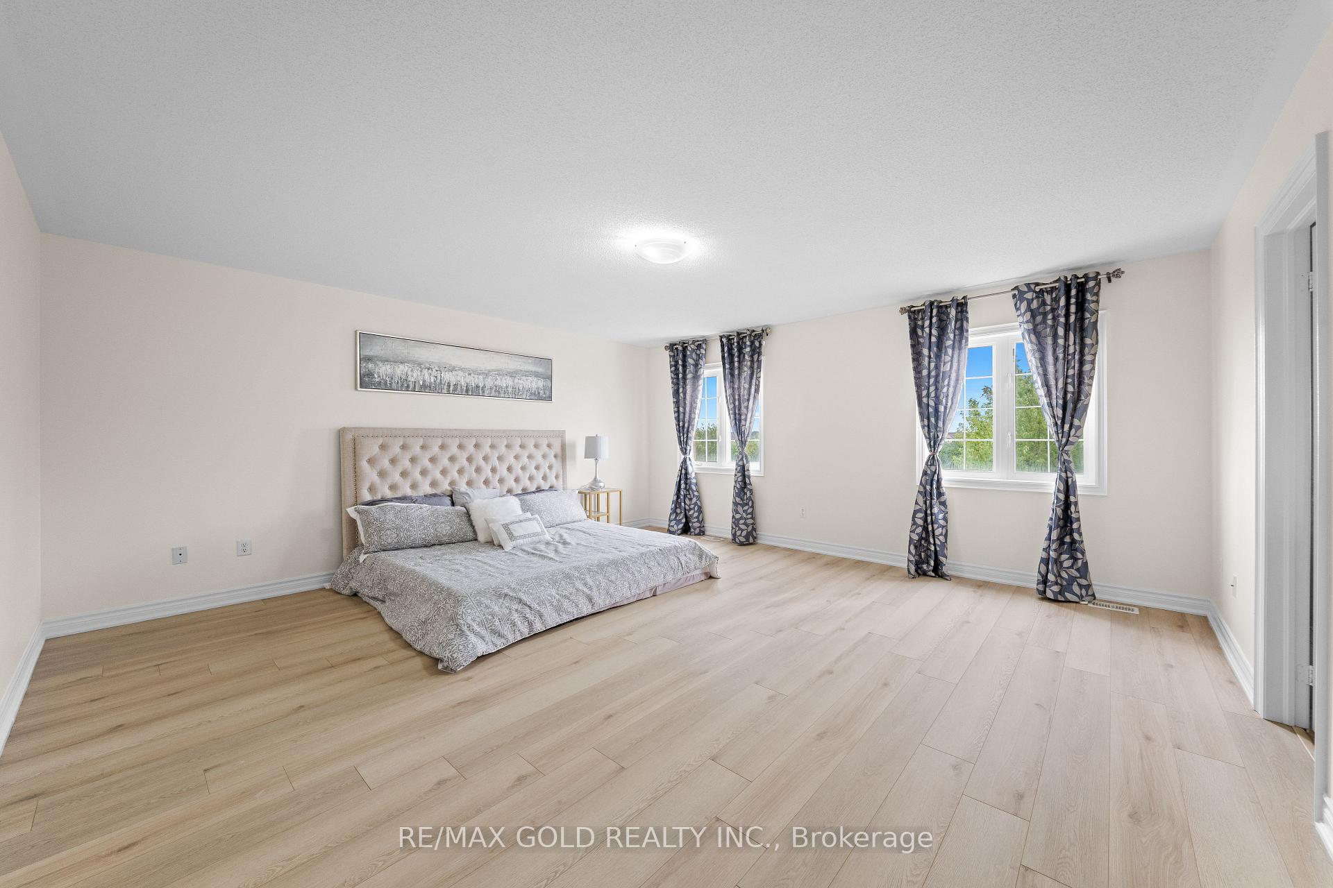 Photo 32 of 155 Bellchase Trail, Brampton, Bram East — HOMEH