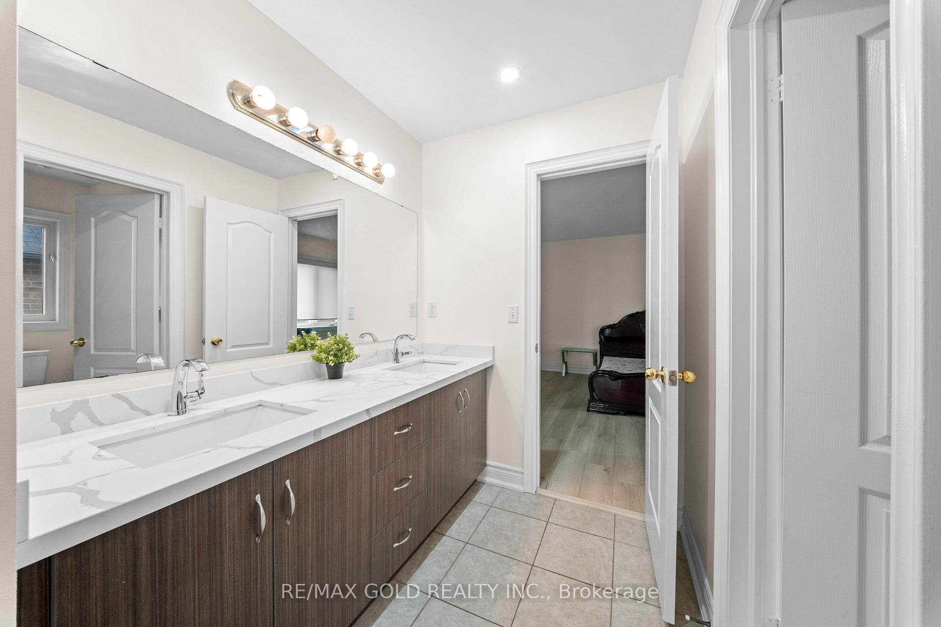 Photo 42 of 155 Bellchase Trail, Brampton, Bram East — HOMEH