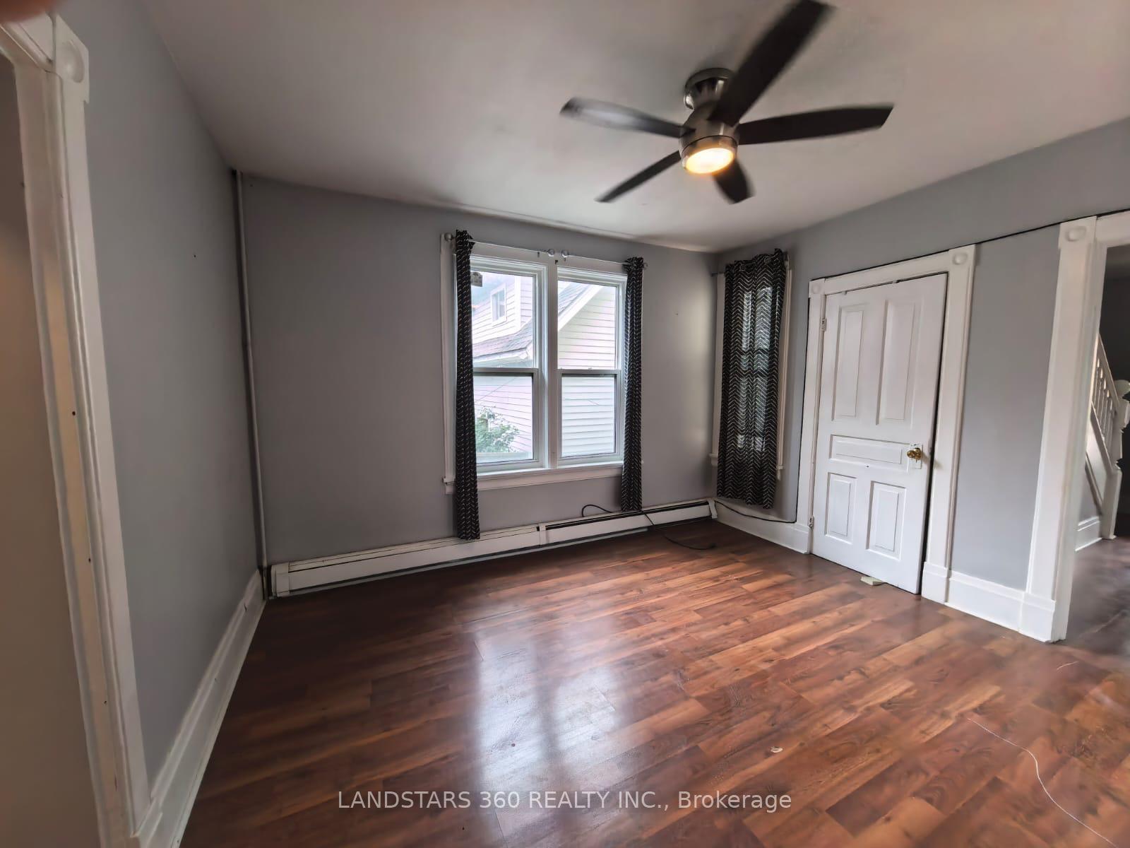 Photo 4 of 72 Breithaupt Street, Waterloo, Mount Hope Huron Park — HOMEH