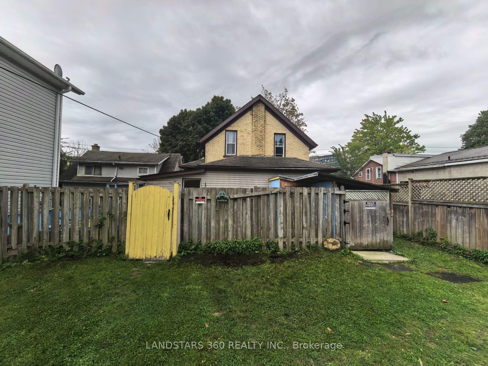 Photo 27 of 72 Breithaupt Street, Waterloo, Mount Hope Huron Park — HOMEH