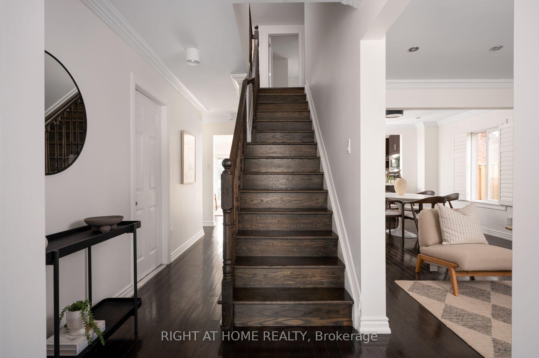 Photo 4 of 167 Goldhawk Trail, Scarborough, Milliken — HOMEH