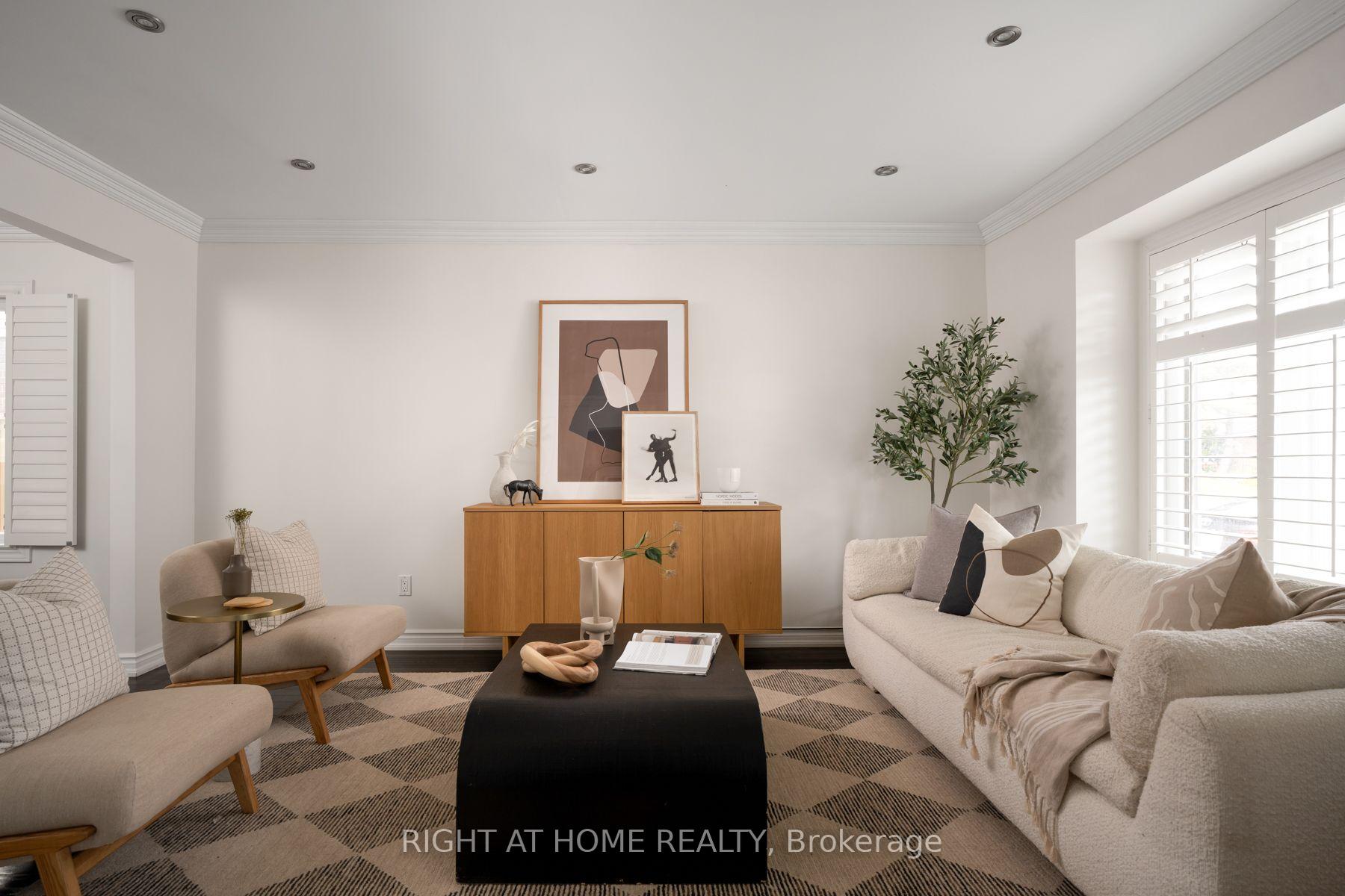 Photo 5 of 167 Goldhawk Trail, Scarborough, Milliken — HOMEH