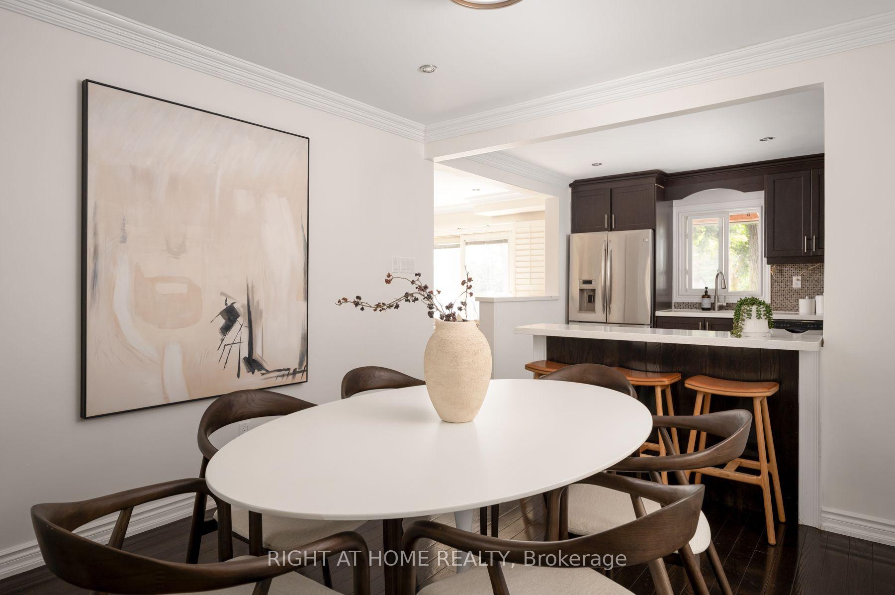 Photo 9 of 167 Goldhawk Trail, Scarborough, Milliken — HOMEH