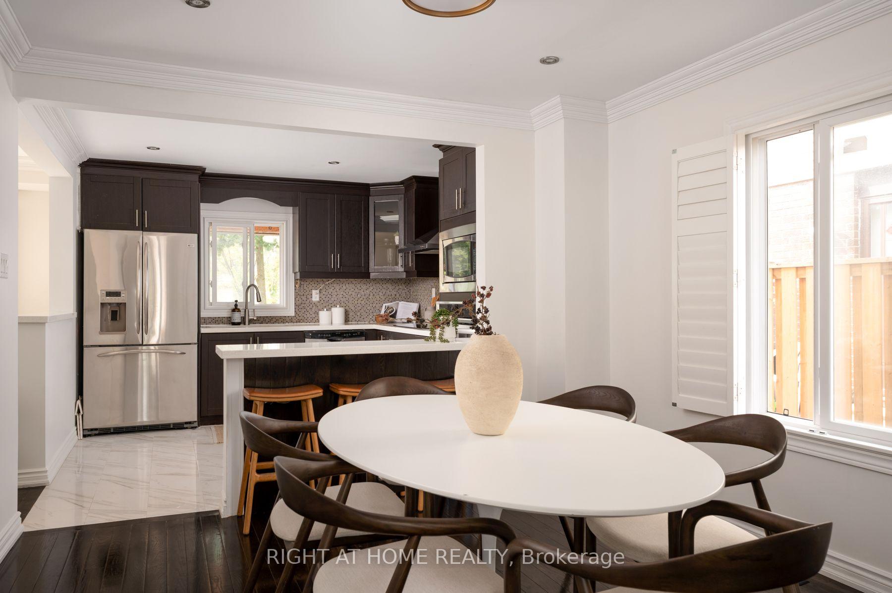 Photo 10 of 167 Goldhawk Trail, Scarborough, Milliken — HOMEH