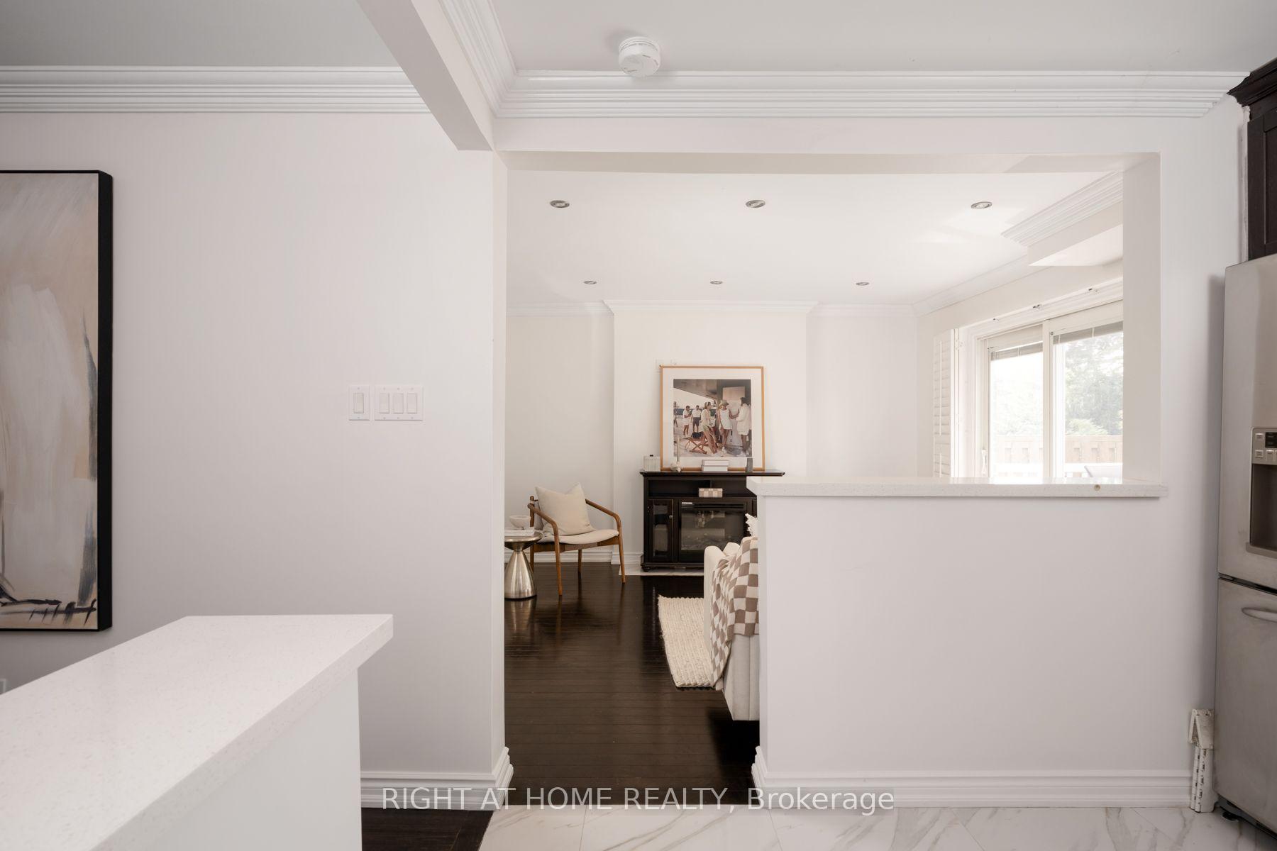 Photo 13 of 167 Goldhawk Trail, Scarborough, Milliken — HOMEH