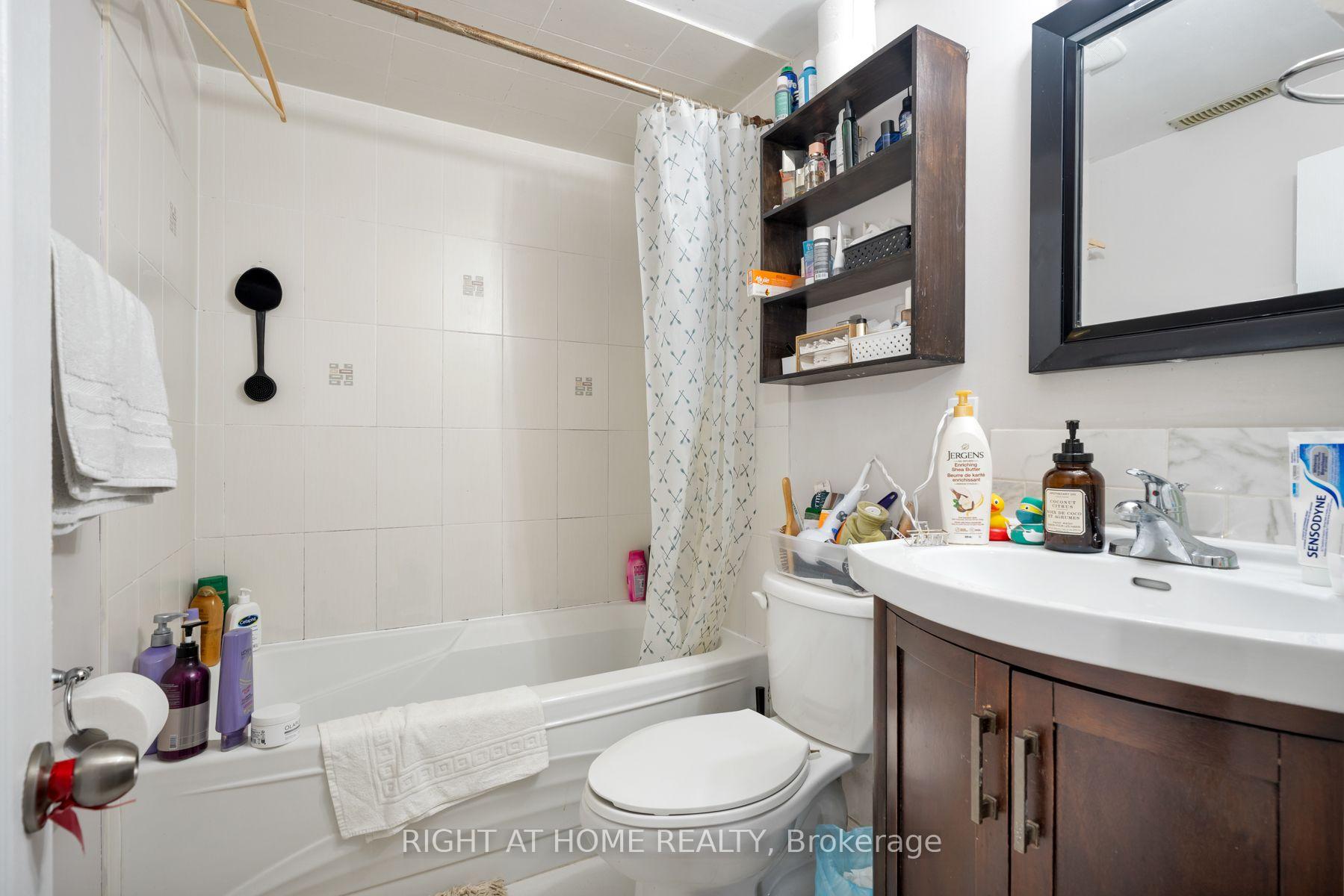 Photo 41 of 167 Goldhawk Trail, Scarborough, Milliken — HOMEH
