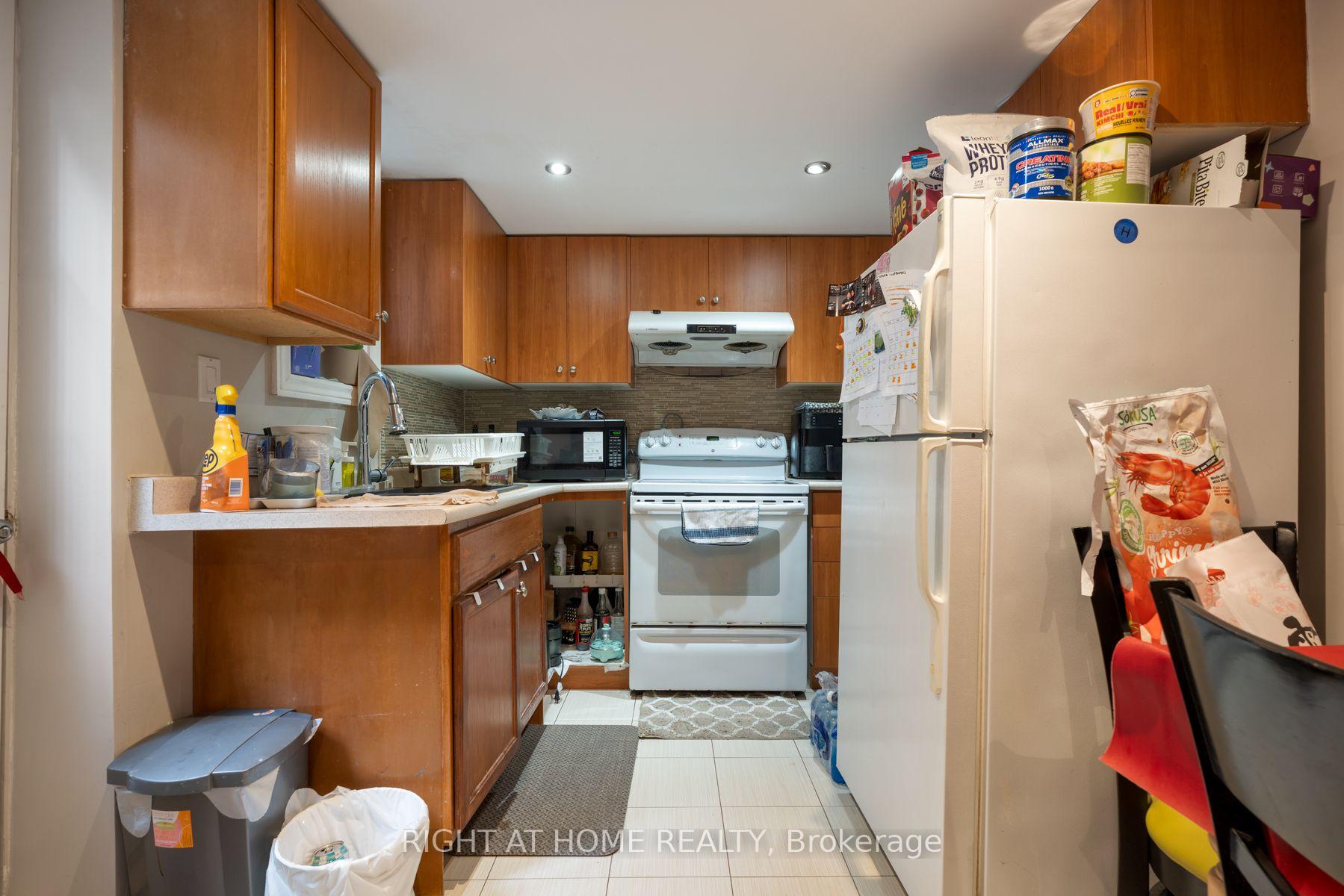 Photo 44 of 167 Goldhawk Trail, Scarborough, Milliken — HOMEH