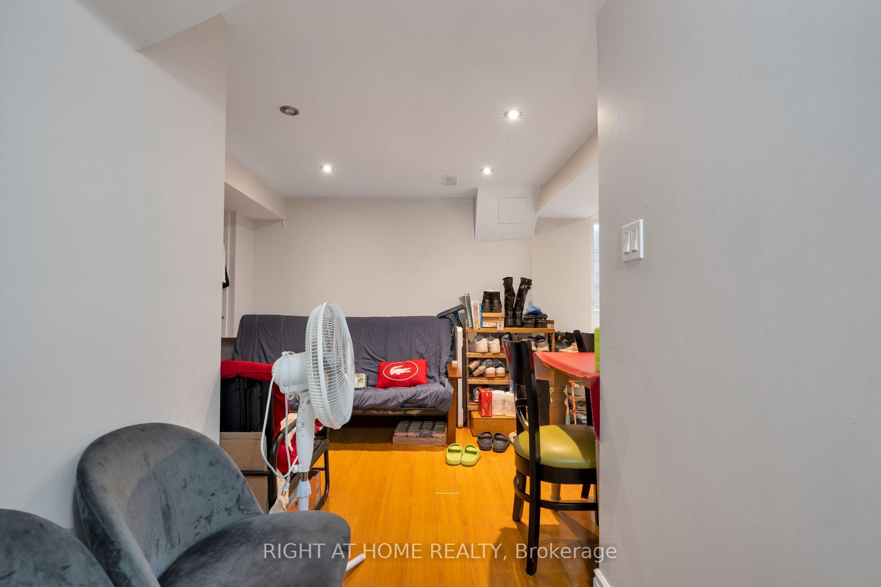 Photo 46 of 167 Goldhawk Trail, Scarborough, Milliken — HOMEH